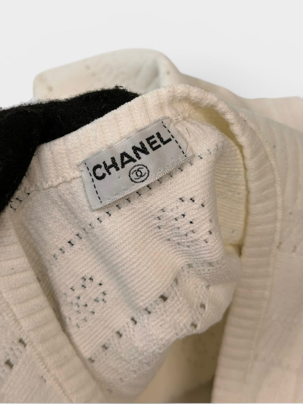 Chanel Vintage Logo Pointelle Knit Sleeveless Tank Top In White Cotton (Size 34/UK8)