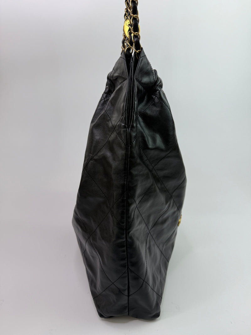 Chanel 22 Large In Black Calfskin Leather With GHW