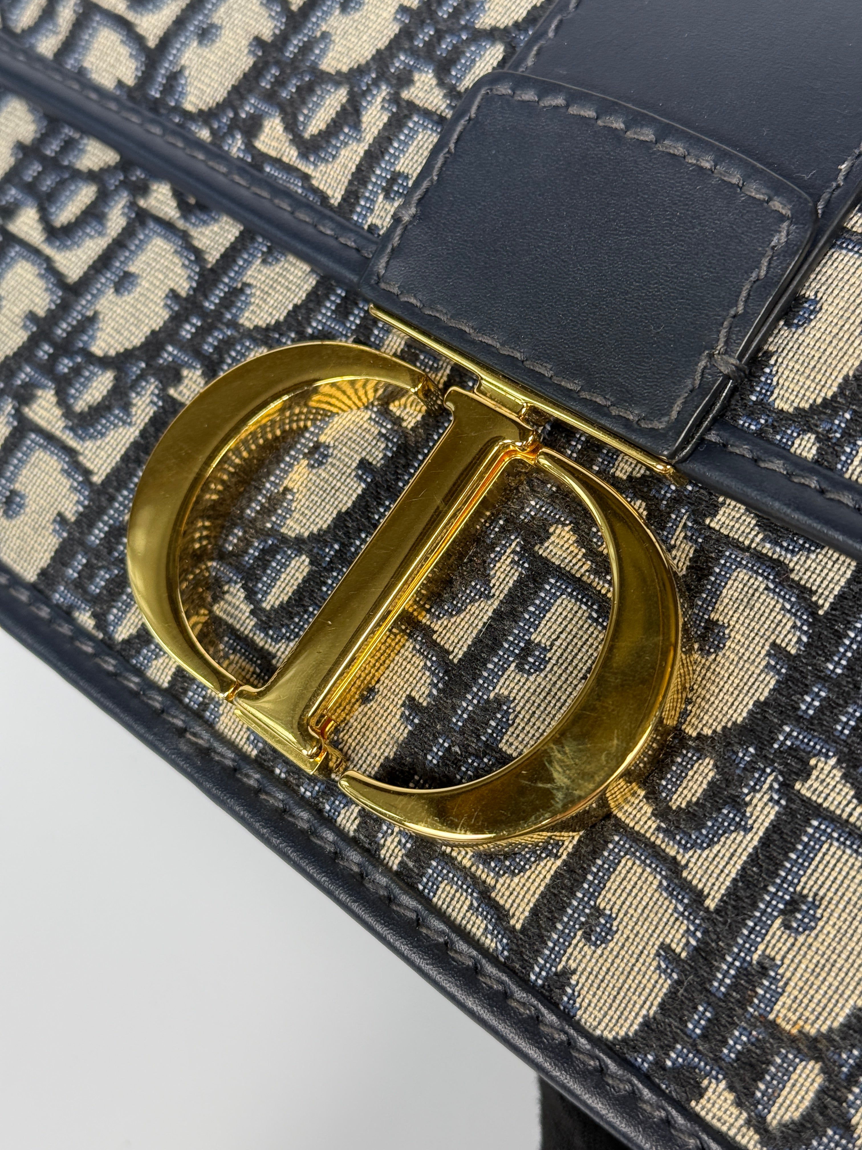 Christian Dior 30 Montaigne Bag Blue Oblique With Gold Hardware. Excellent condition. 100% Authenticity guarantee 