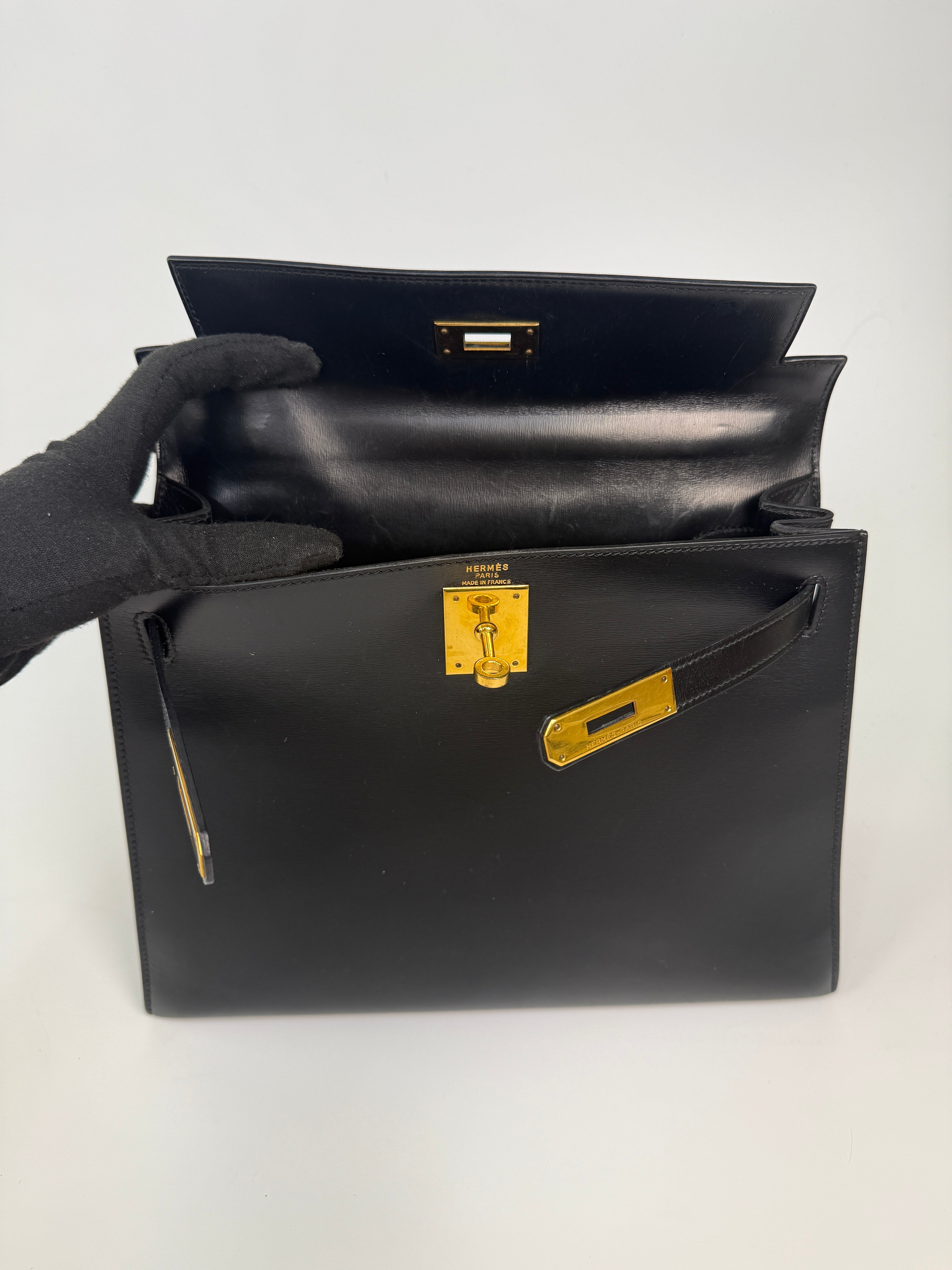 Hermès Vintage Kelly 28 In Black Box Calf Leather With Gold Hardware