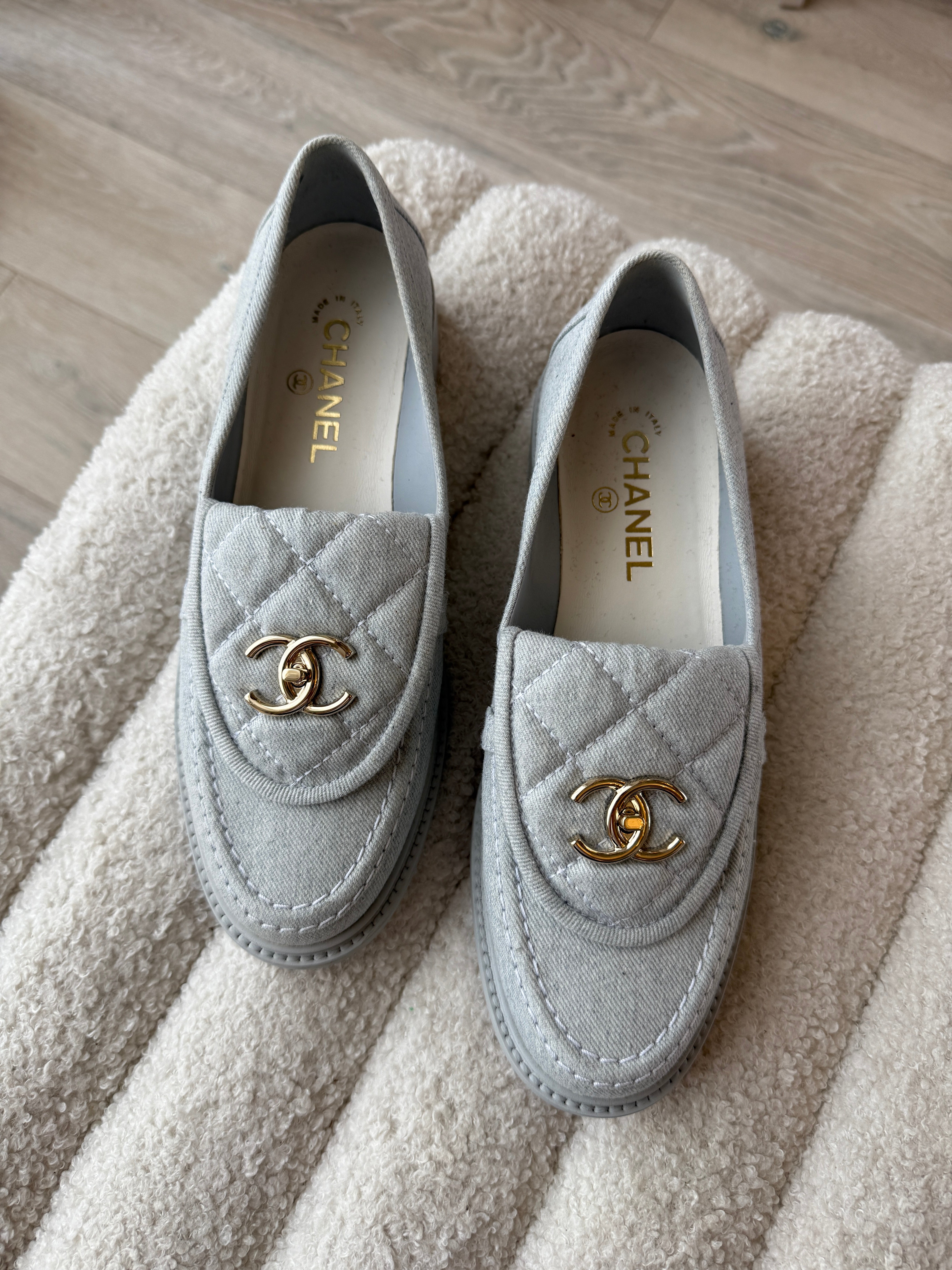 Chanel Denim Quilted Turnlock Loafers (Size 39.5/UK 6.5)