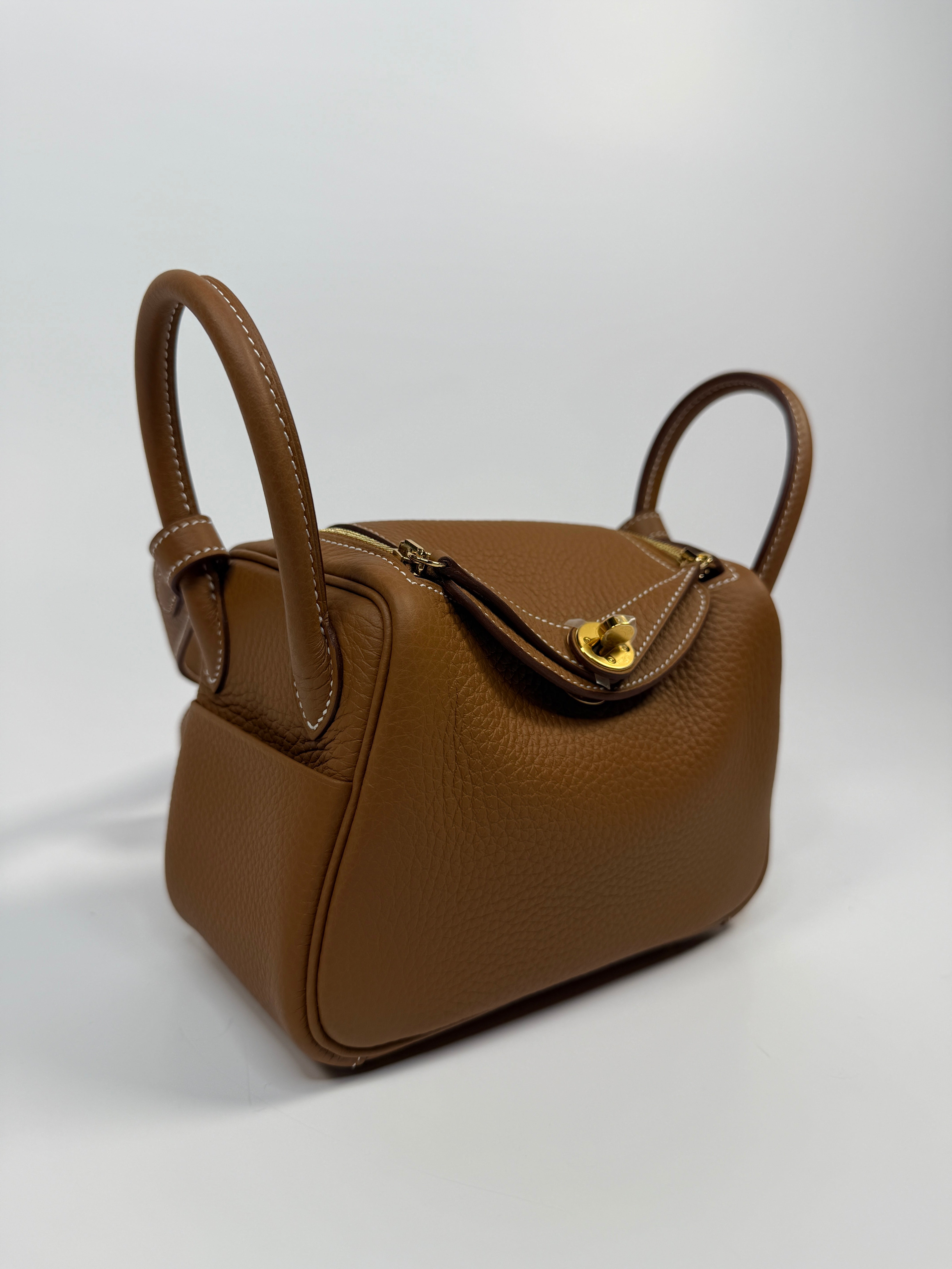 Hermès Mini Lindy In Gold Clemence Leather With Gold Hardware Authentic New & Unused