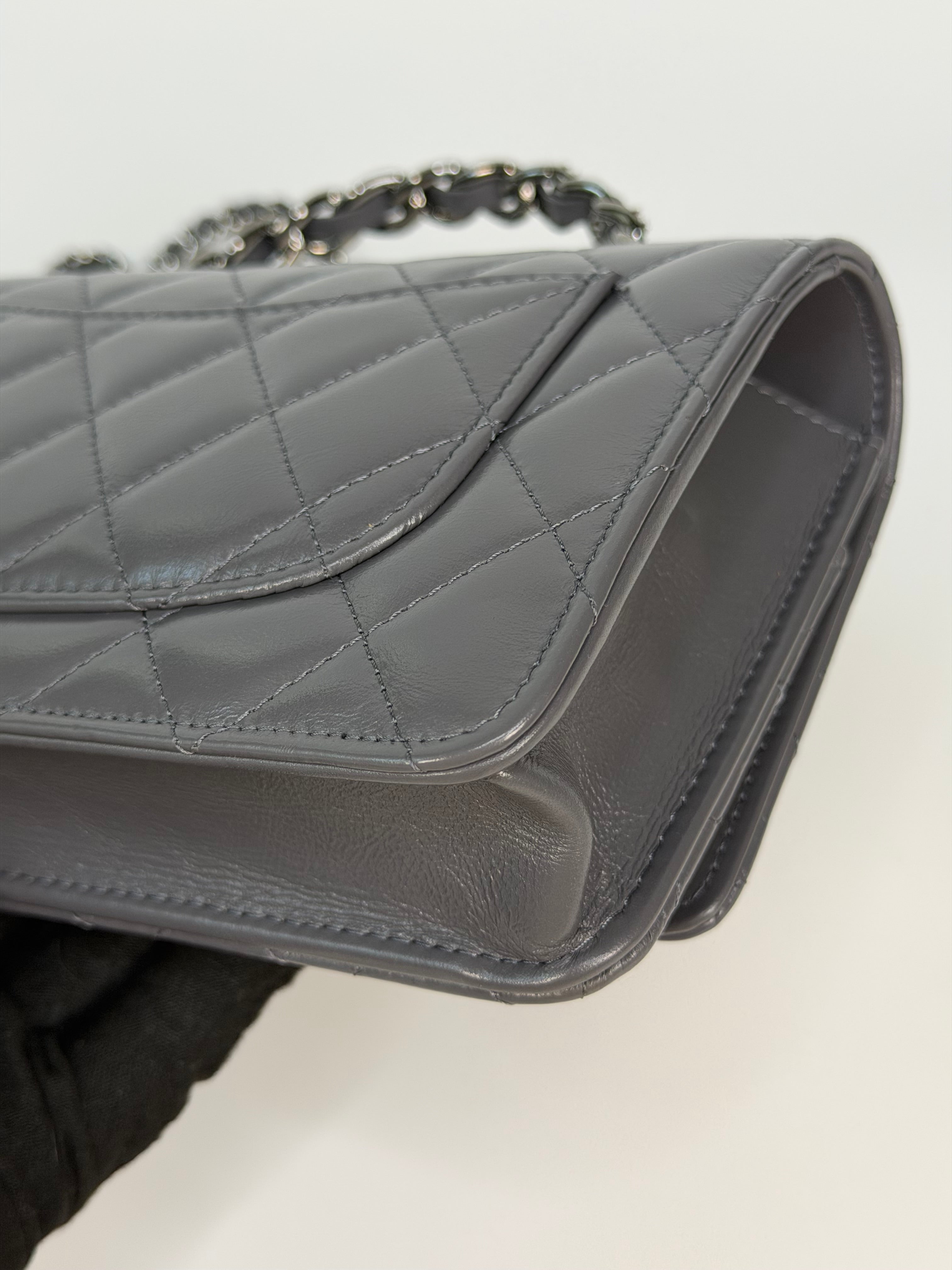 Chanel Wallet On Chain Top Handle In Grey Lambskin With Ruthenium Hardware. Authentic and preloved in excellent condition. 100% guarantee