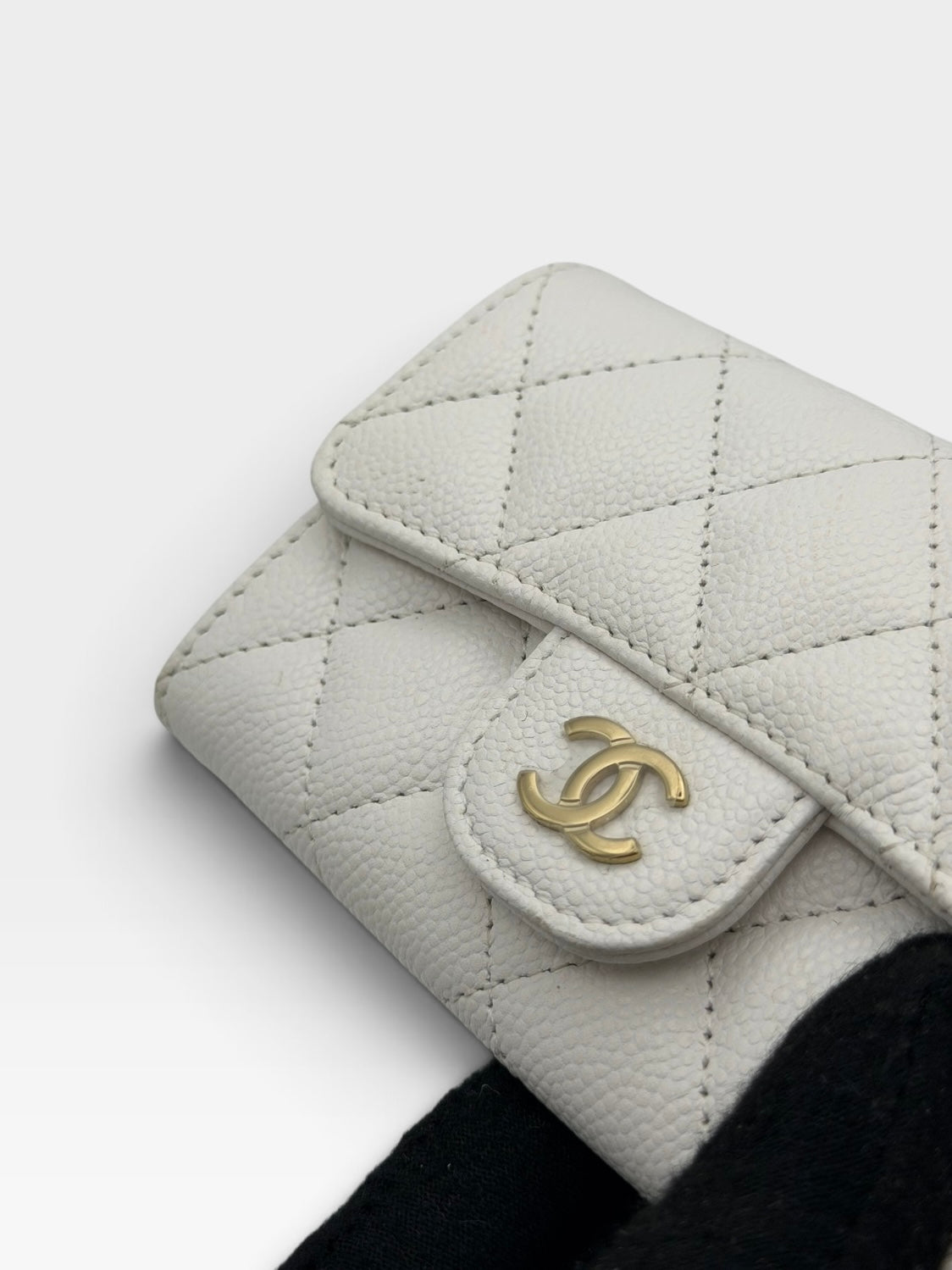 Authentic and pre loved Chanel Classic Card Holder In Red Caviar Leather With Gold Hardware. Excellent Condition. Fast fully insured next day delivery. Verified by Luxe Cheshire.