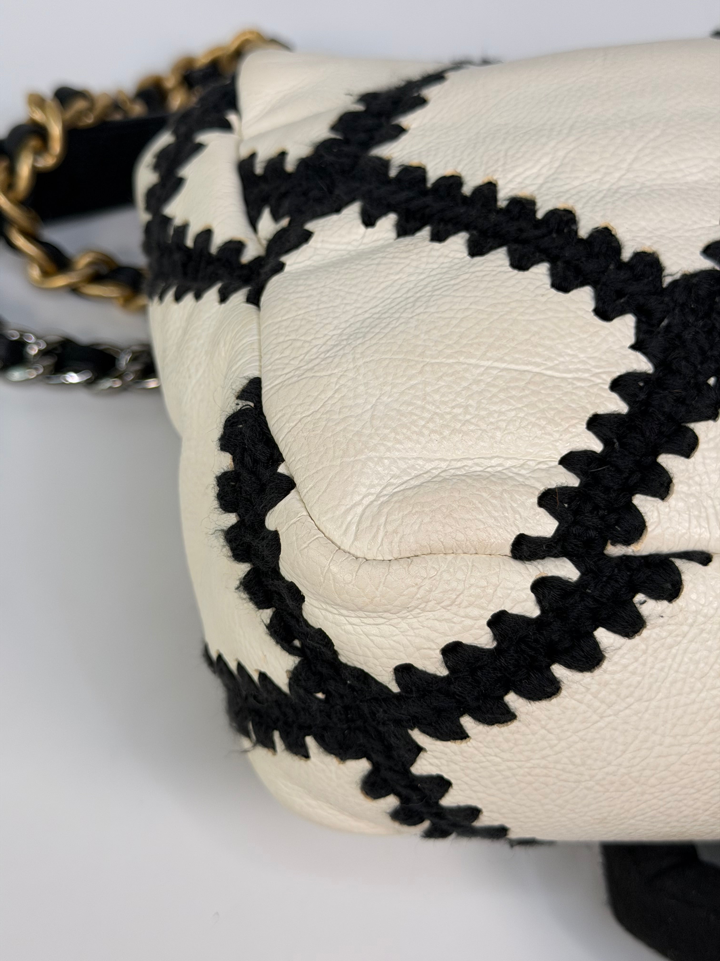 Chanel 19 Small In Black & White Leather With Mixed Hardware. Authentic and preloved in very good condition. 100% Guarantee