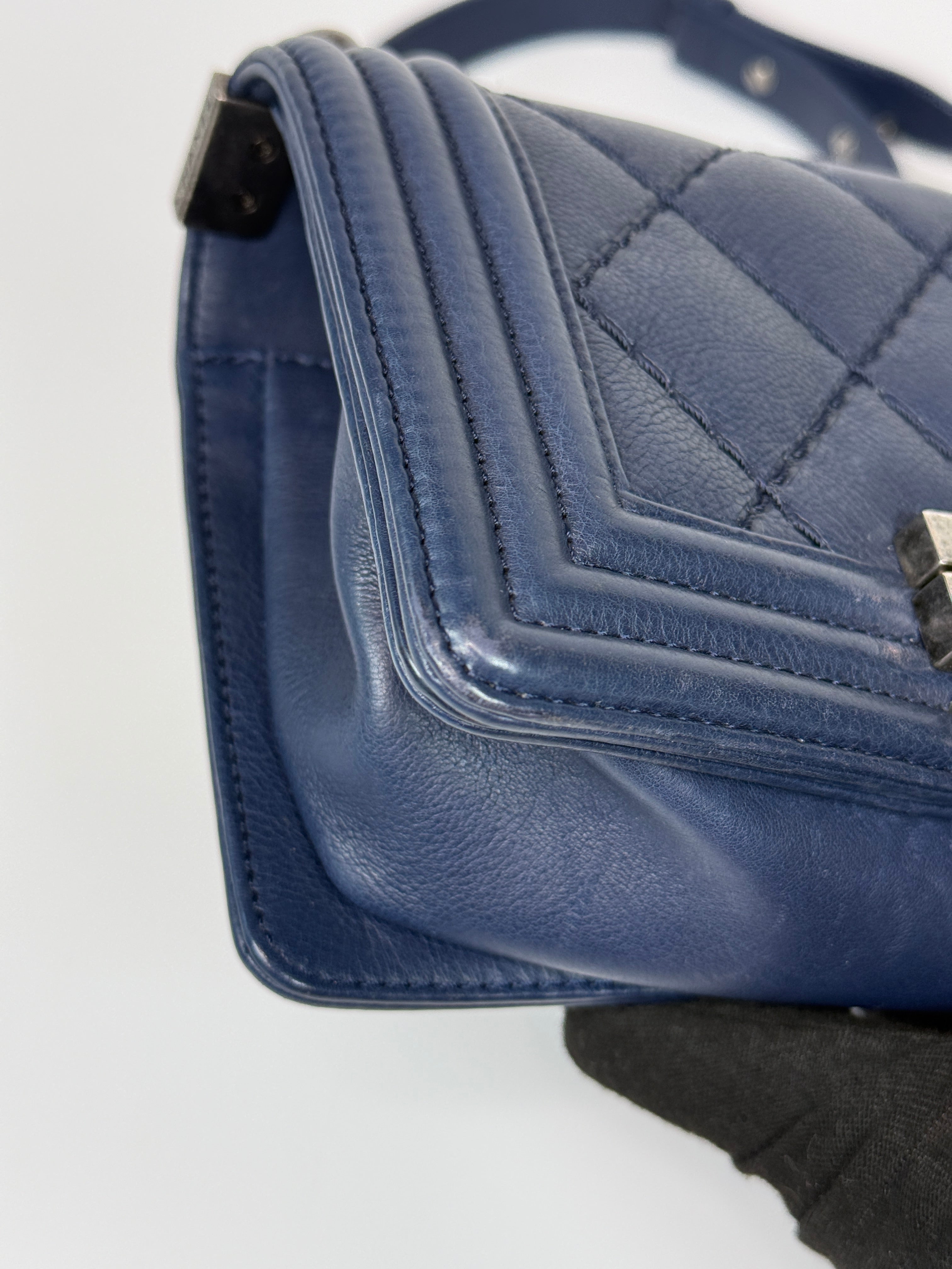 Chanel Mini Boy Bag In Navy Lambskin With Ruthenium Hardware In Excellent Condition.
Authentic Pre Loved Verified by Luxe Cheshire Trusted Designer resale 