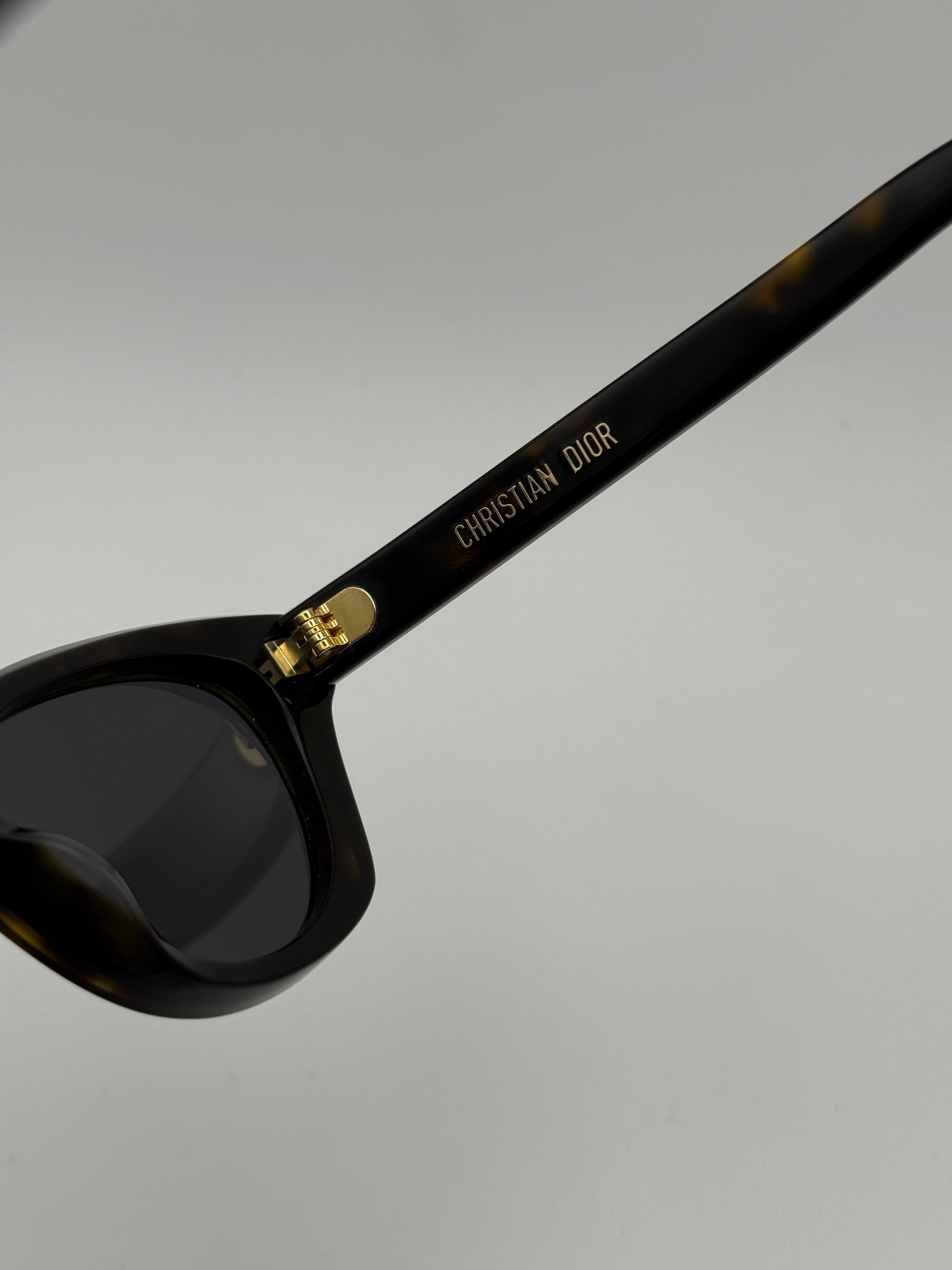 Authentic and preloved DiorMidnight B21 sunglasses. 100% Authenticity Guarantee. 