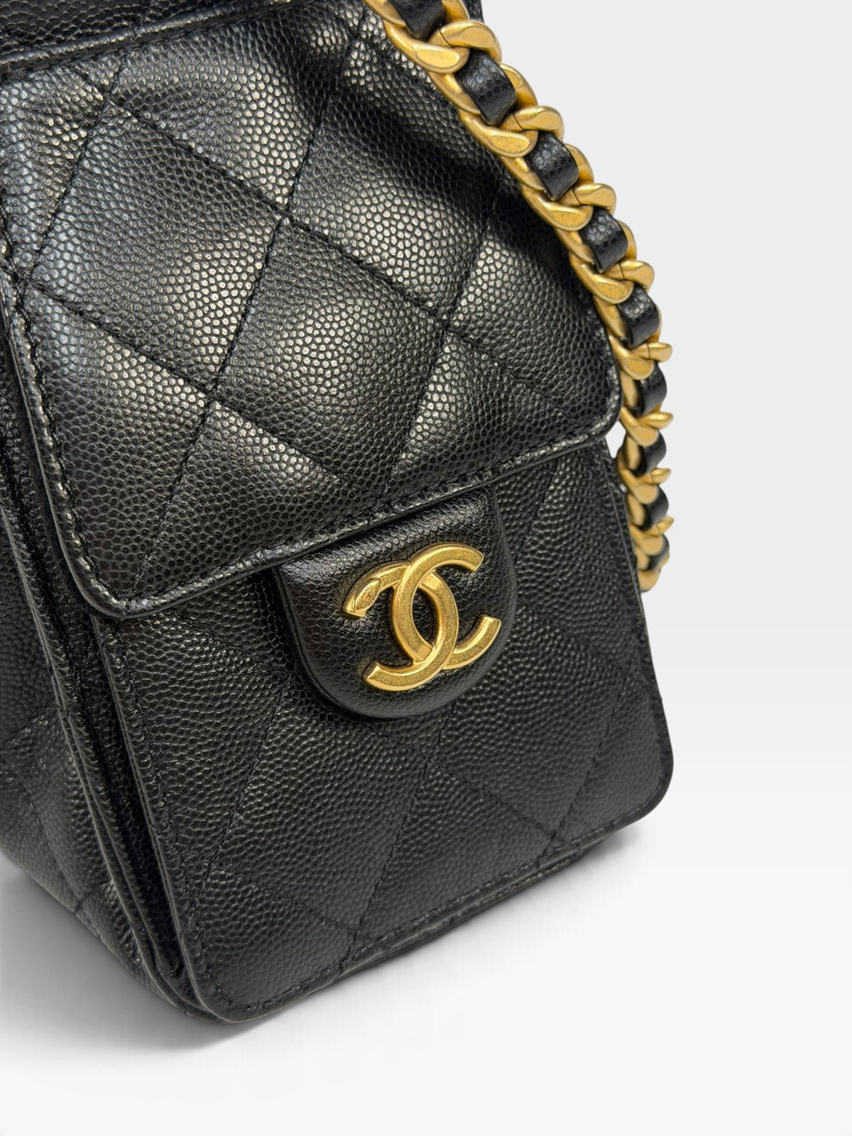 *Luxe Top Pick* Chanel 25 Micro In Black Caviar Leather With Aged Gold Hardware. 100% authentic and pre loved in excellent condition.