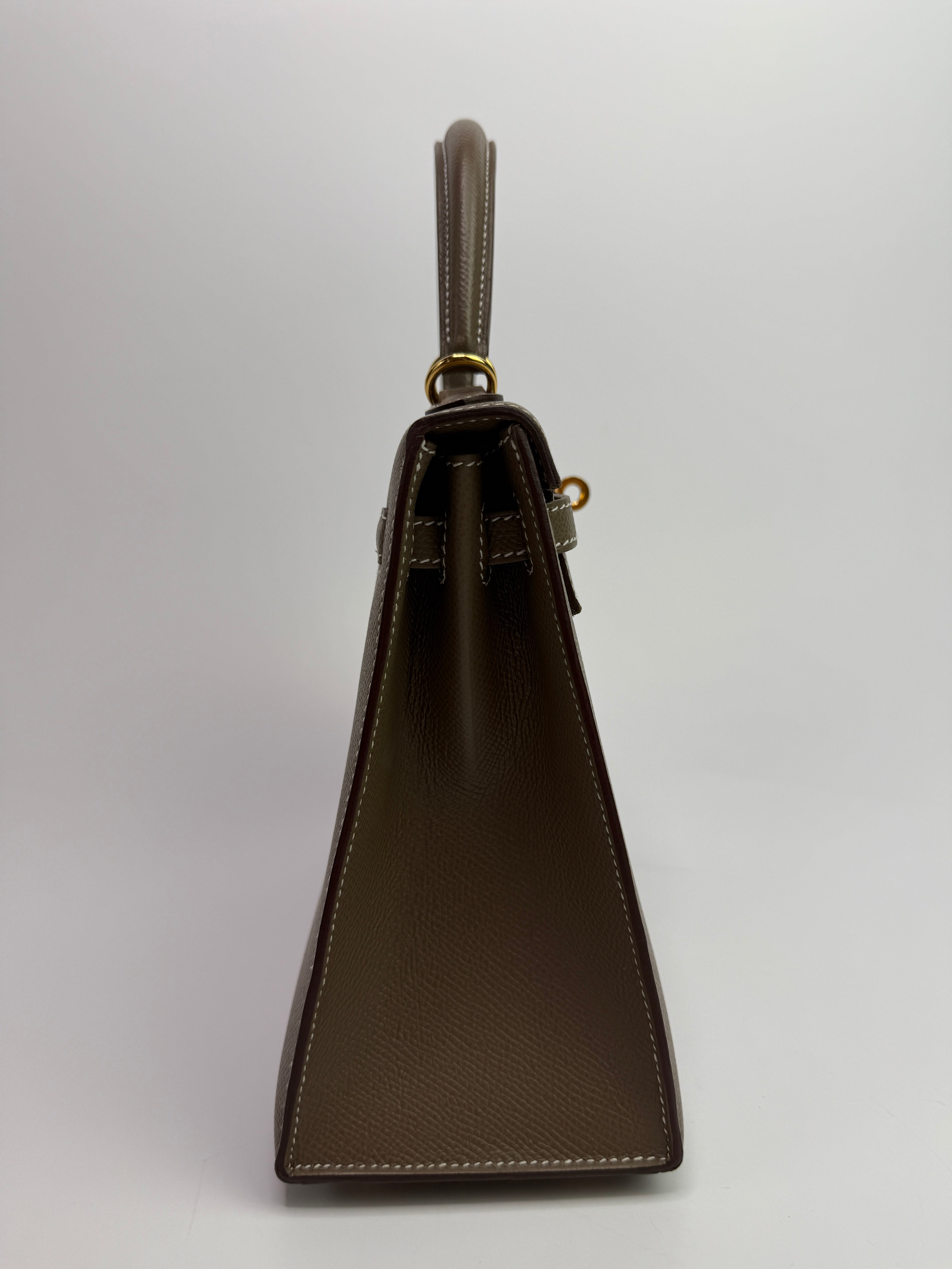 Hermès Kelly 25 Sellier In Etoupe Epsom Leather With GHW