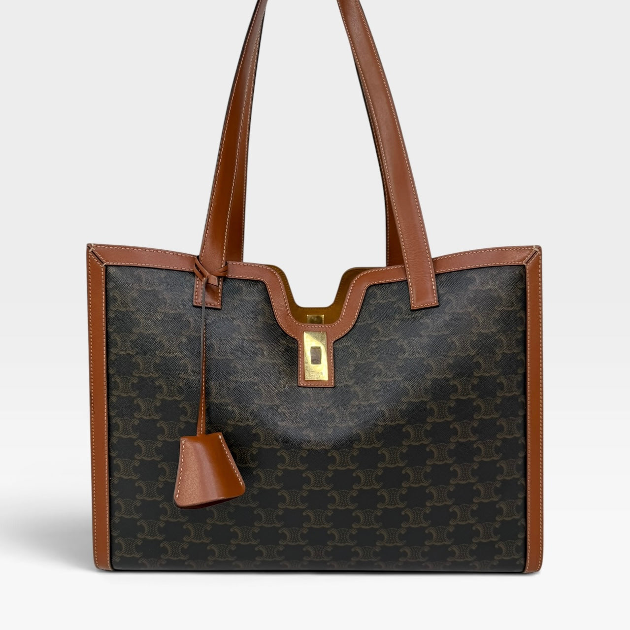 Celine Cabas 16 In Triomphe Canvas And Tan Calfskin. 100% authentic and preloved in excellent condition.