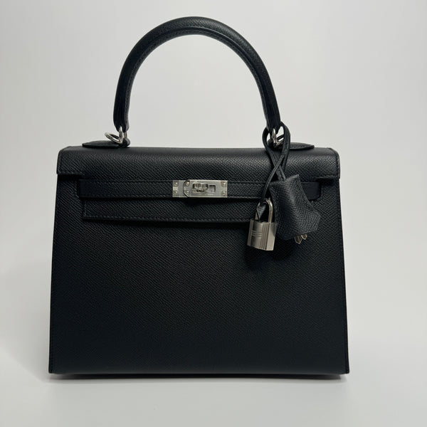 Hermès Kelly 25 In Noir Sellier Epsom With Palladium Hardware