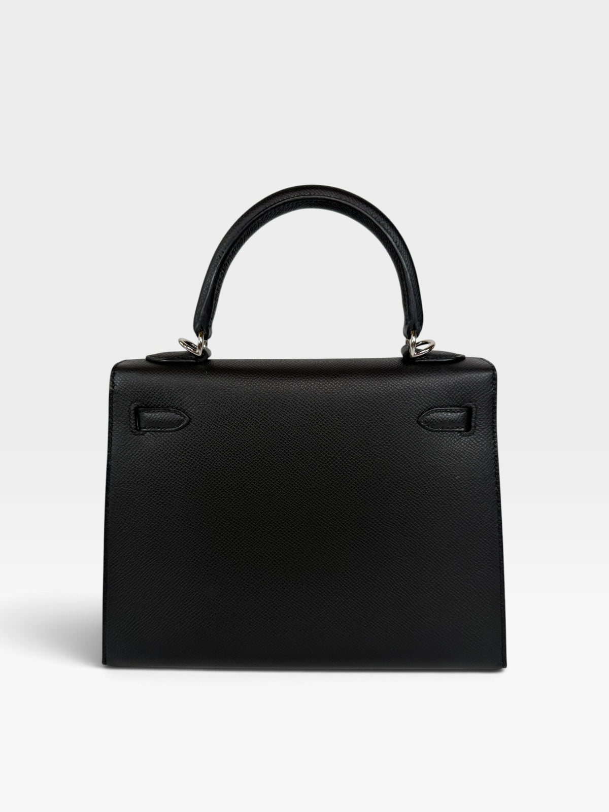 Hermès Kelly 25 In Noir Sellier Epsom Leather With Palladium Hardware.  Authentic and preloved in new/unused condition. 100% guarantee
