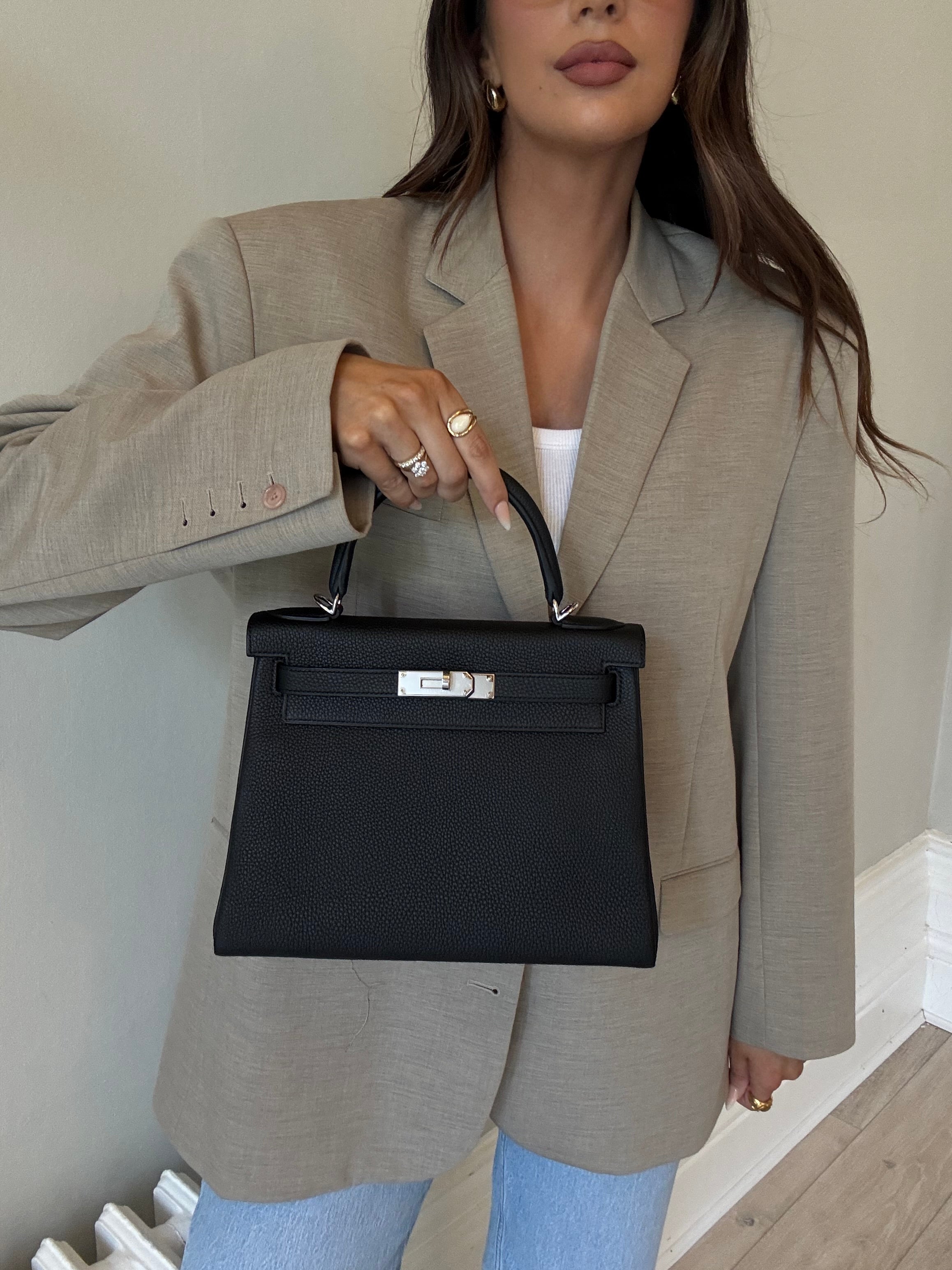 Hermès Kelly 28 Retourne Black Togo Leather With Palladium Hardware