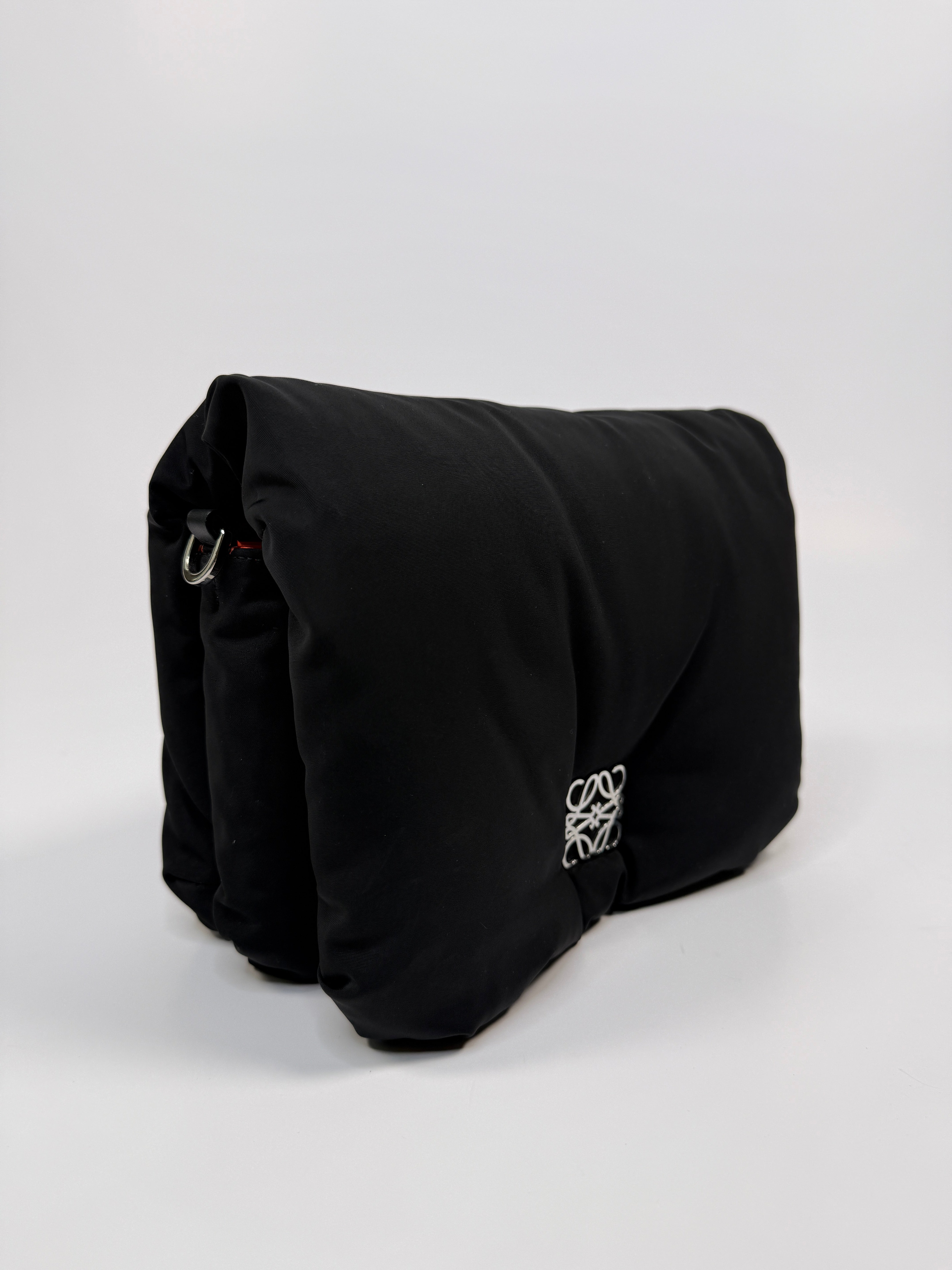 LOEWE Puffer Goya Padded Bag