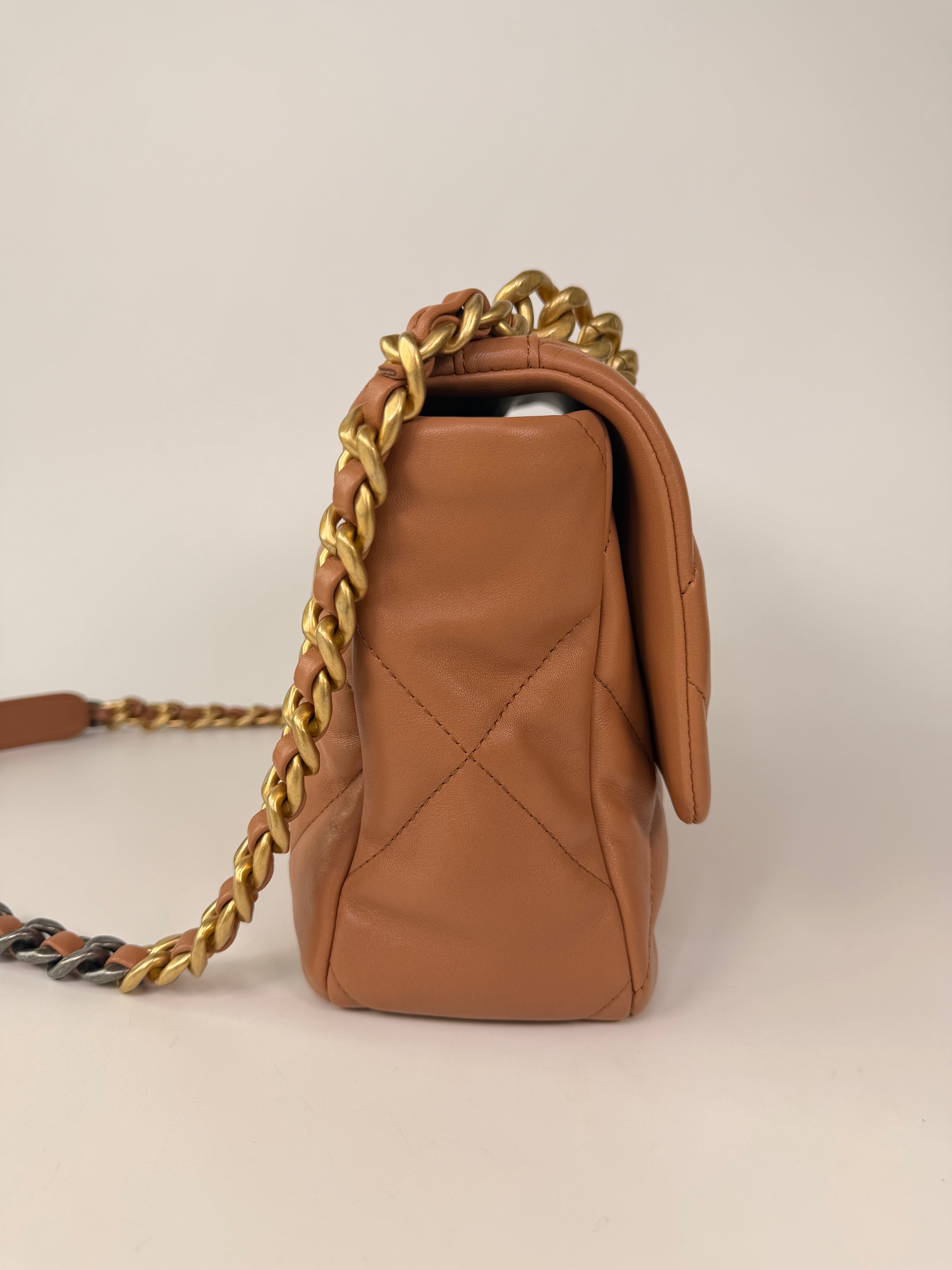 Chanel 19 Medium In Camel Lambskin Leather With Mixed Hardware in excellent condition 100% authentic and preloved