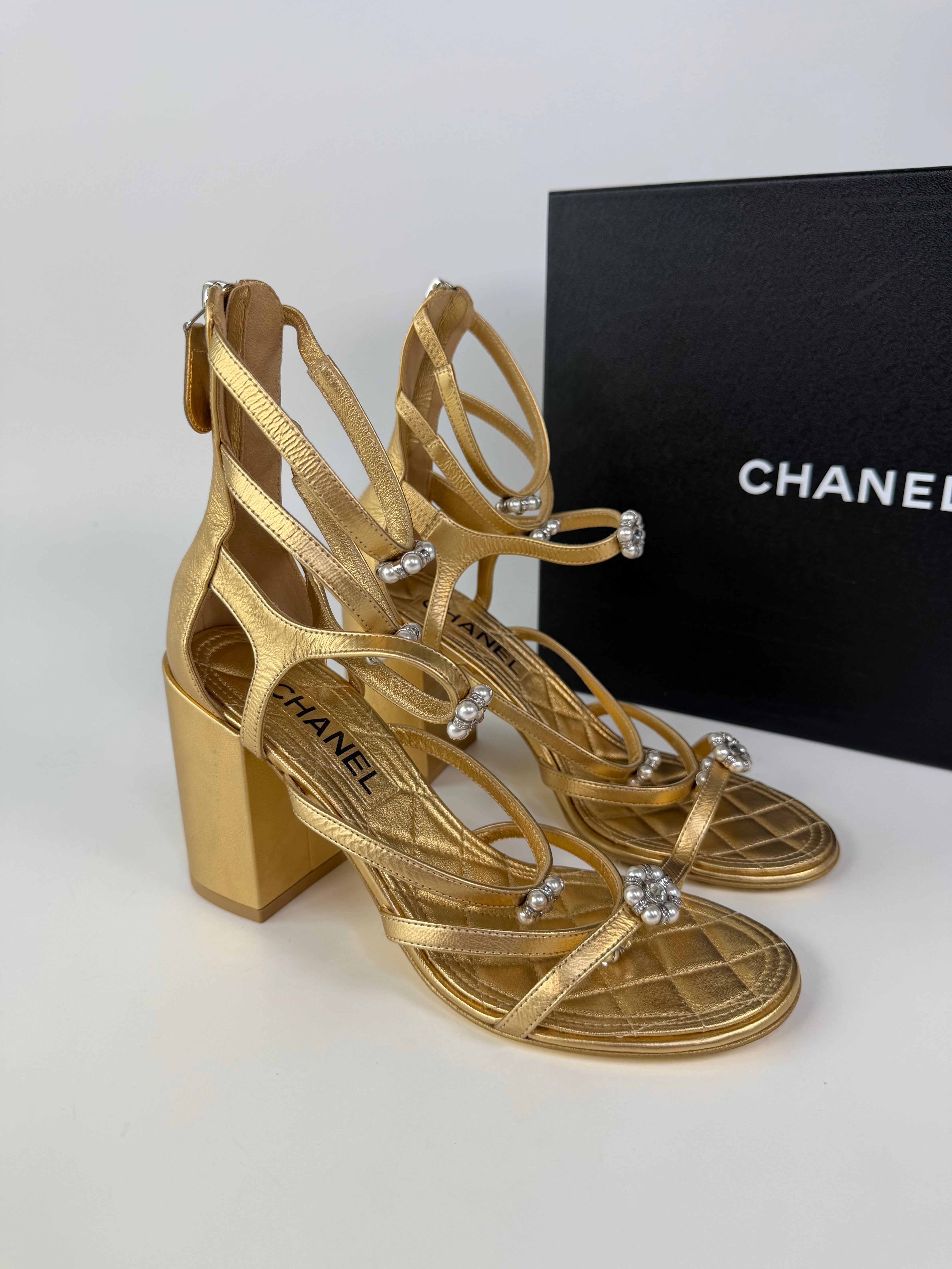 Chanel Platform Sandals In Metallic Gold (Size 38 / UK5) 100% authentic and preloved in excellent condition