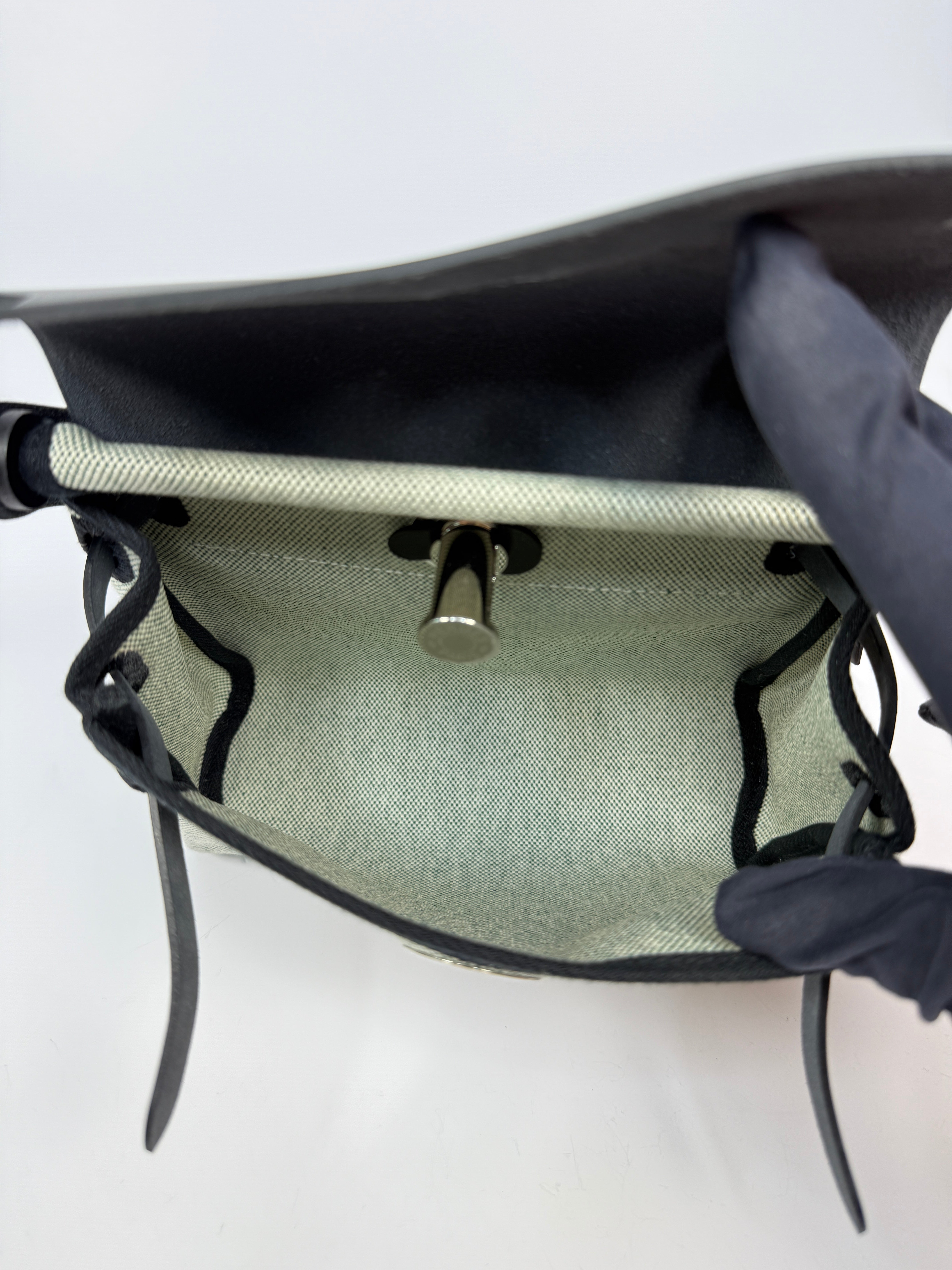 Authentic Pre Loved Hermès Herbag Zip 20 Ecru Vert Moyen & Noir New & Unused