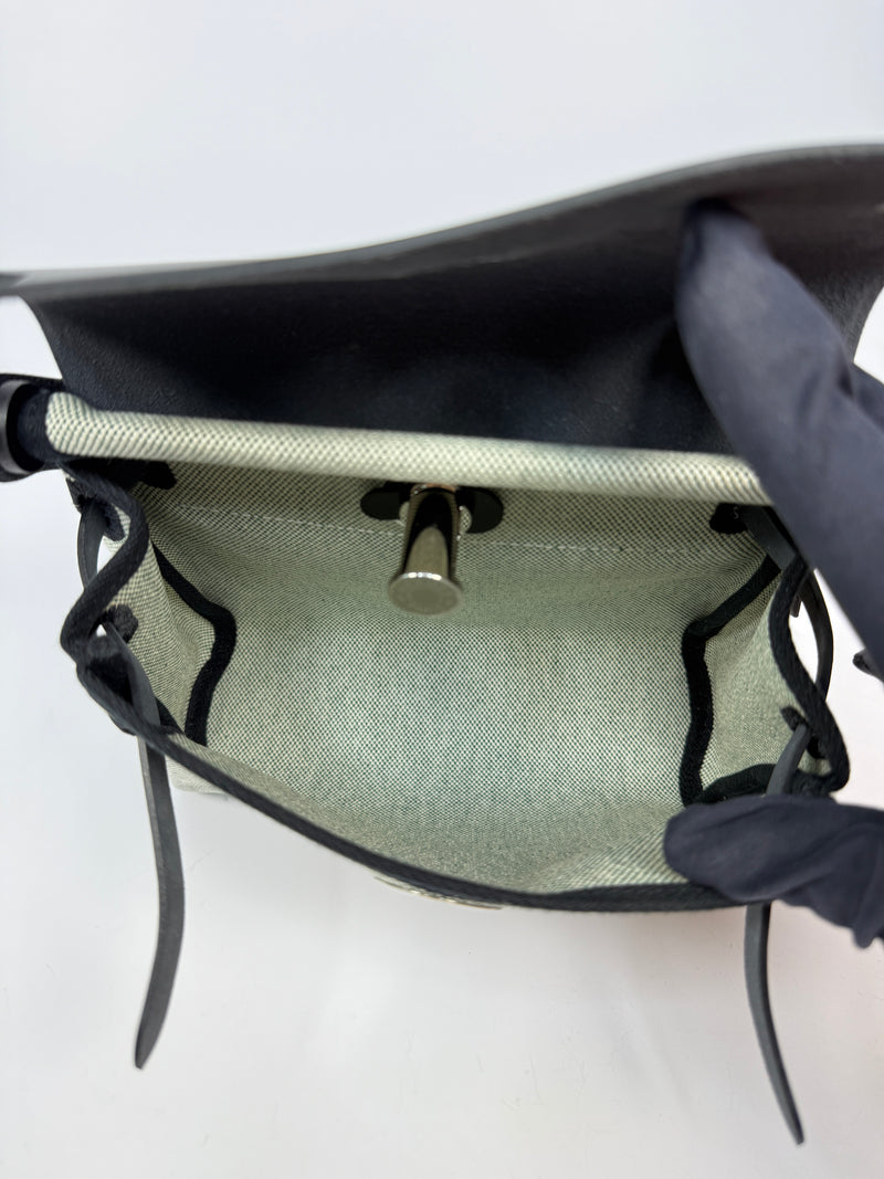 Hermès Herbag Zip 20 Ecru/ Vert Moyen & Noir