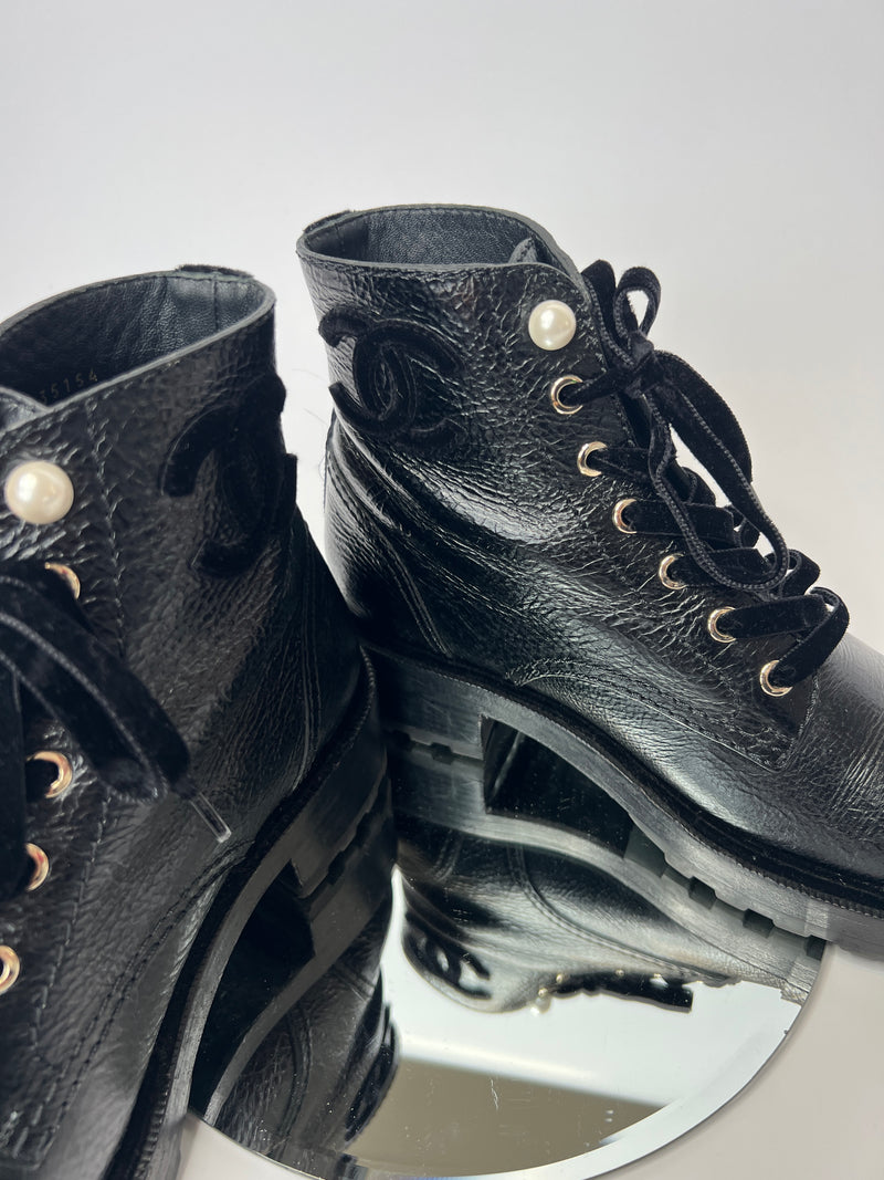 Chanel Black Leather Pearl Boots (Size 39.5 /UK6.5)