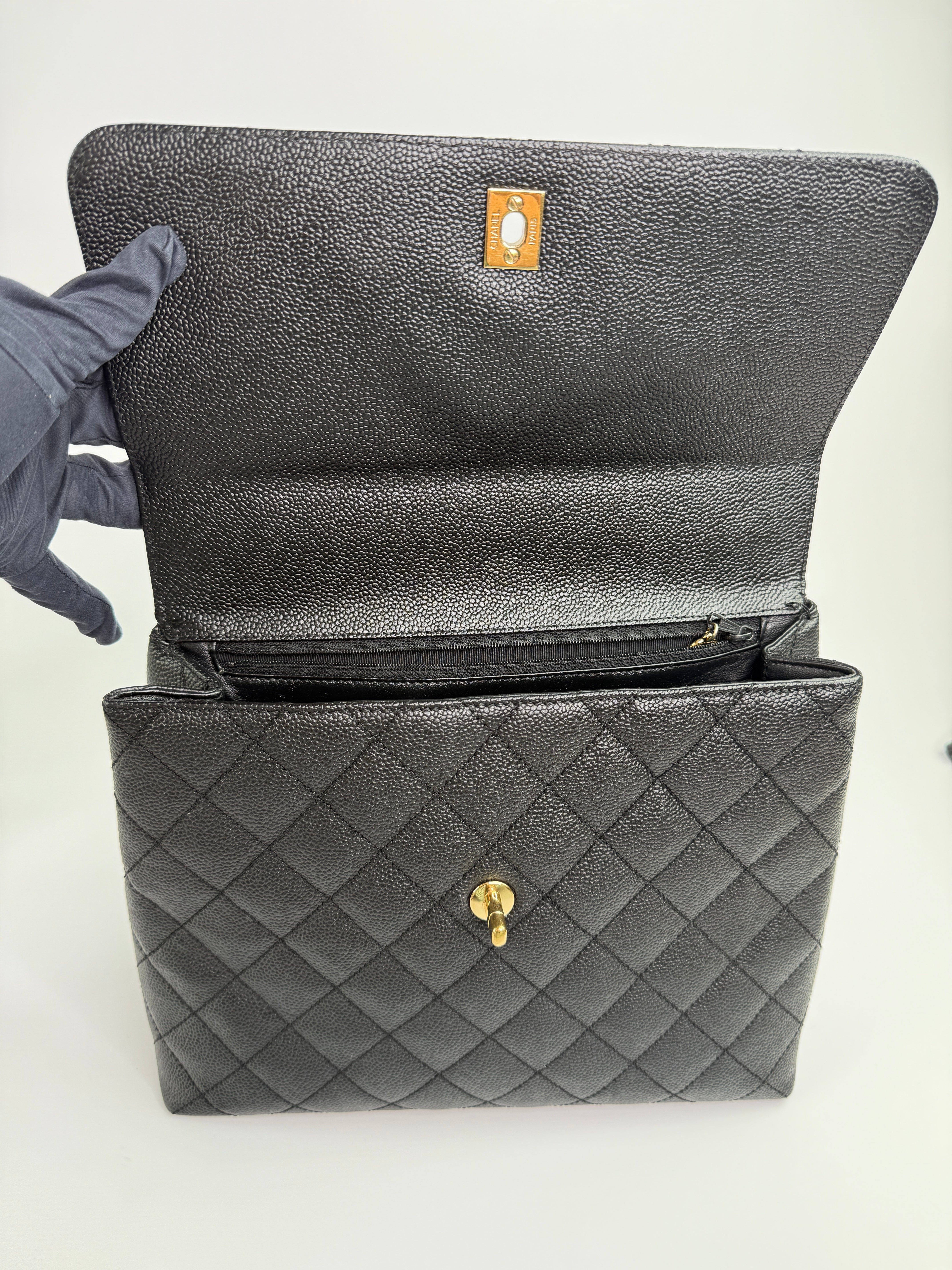 Chanel Vintage Black Caviar Kelly Top Handle
Pre Loved & Authentic 