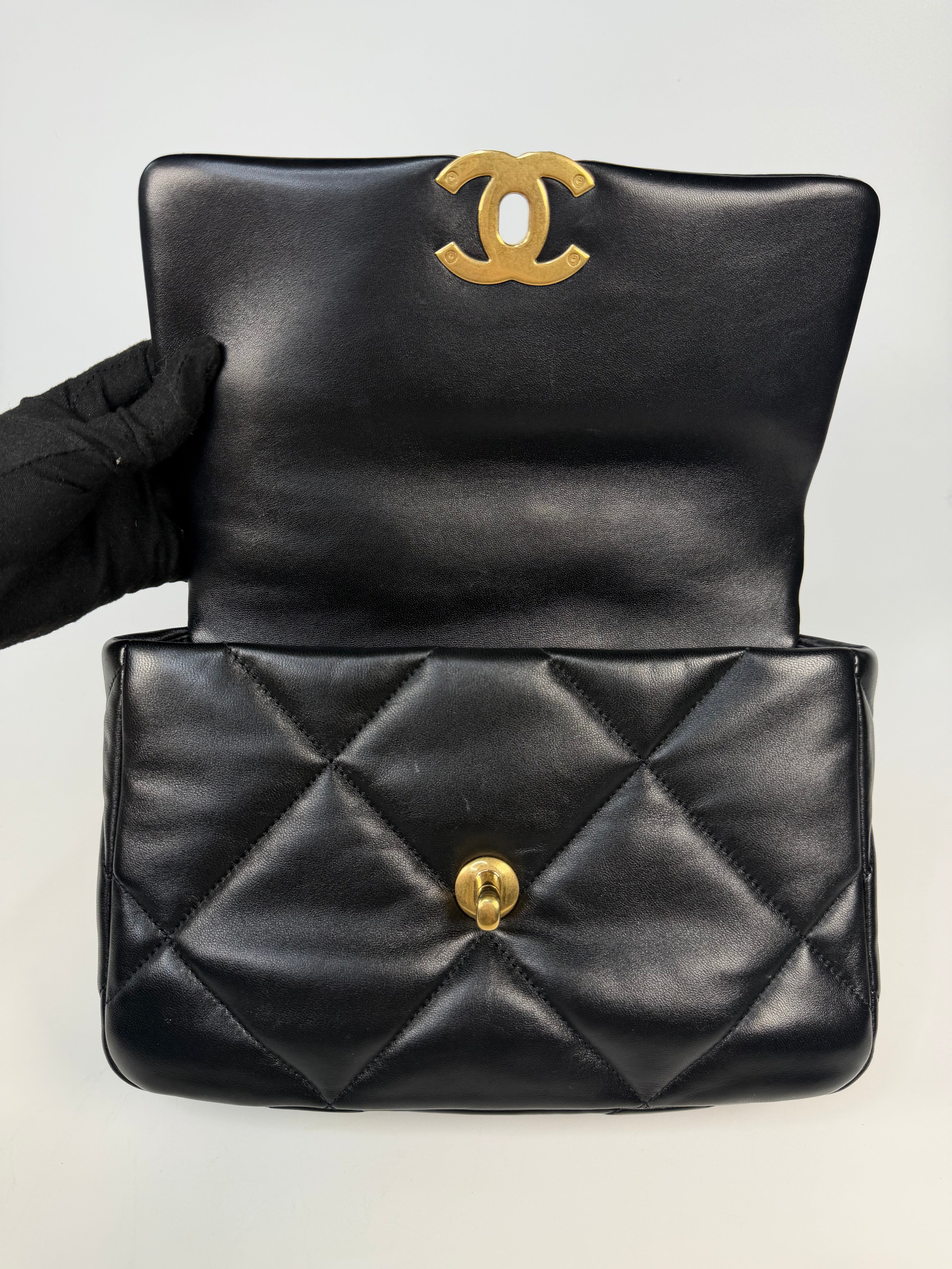 Chanel 19 Small In Black & White Leather With Mixed Hardware. Authentic and preloved in very good condition. Verified by Luxe Cheshire.