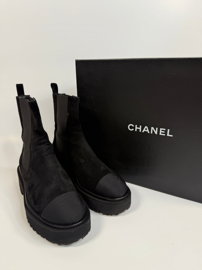 Chanel CC Boots (Size 38/UK5)
