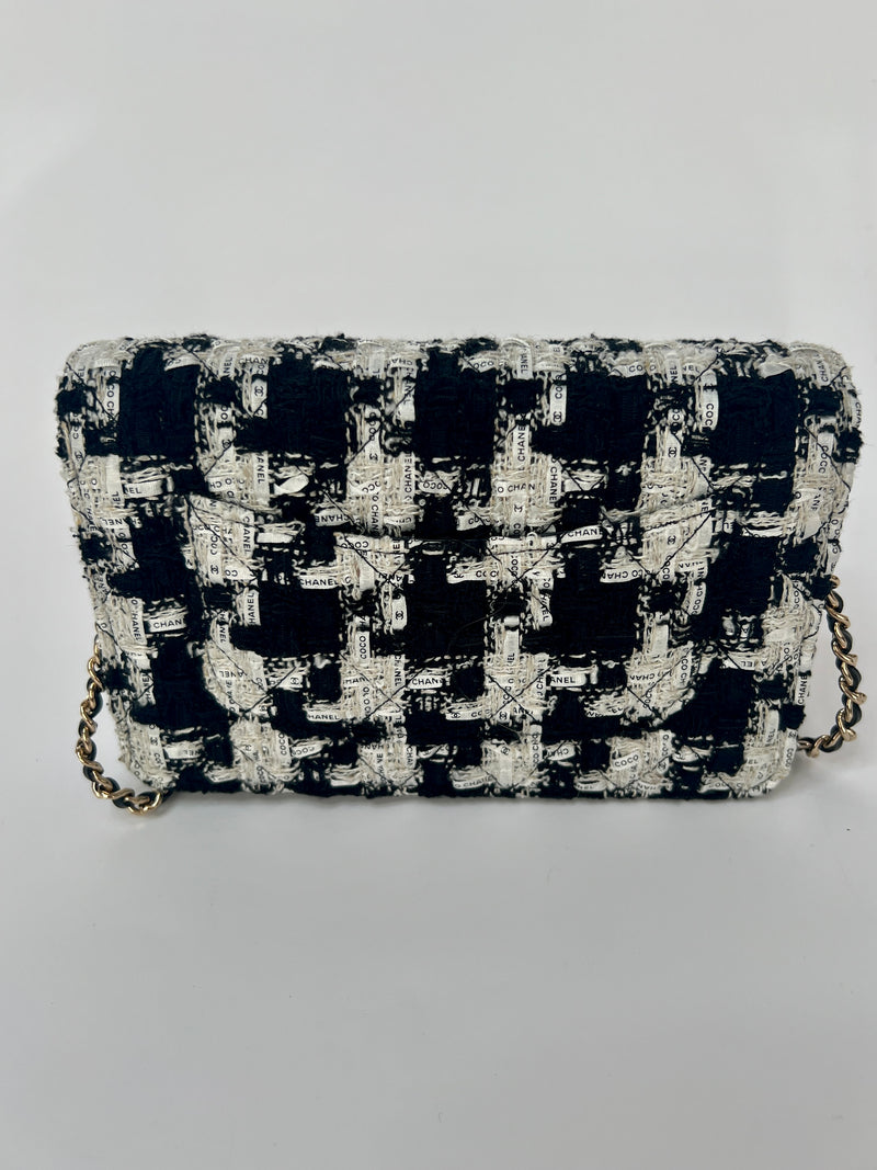 Chanel Wallet On Chain In Houndstooth