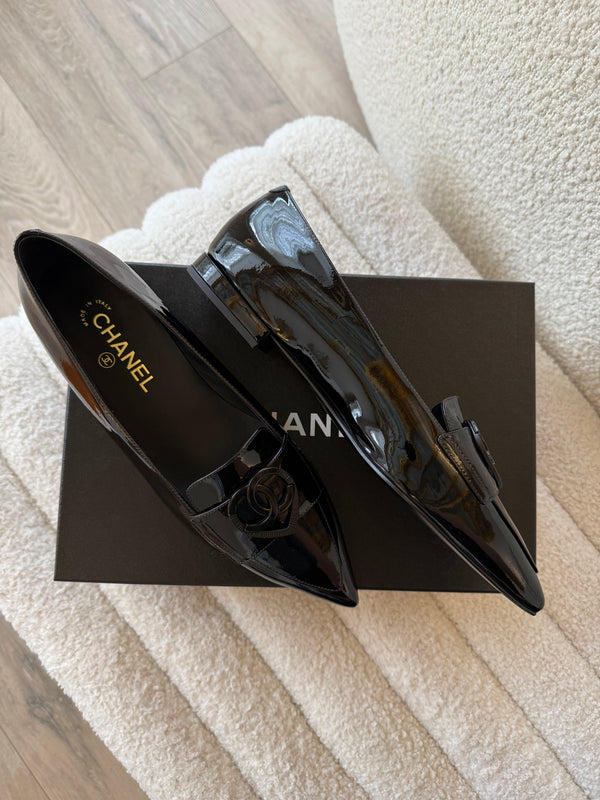 Chanel CC Patent Pumps (Size 39.5/UK6.5)
