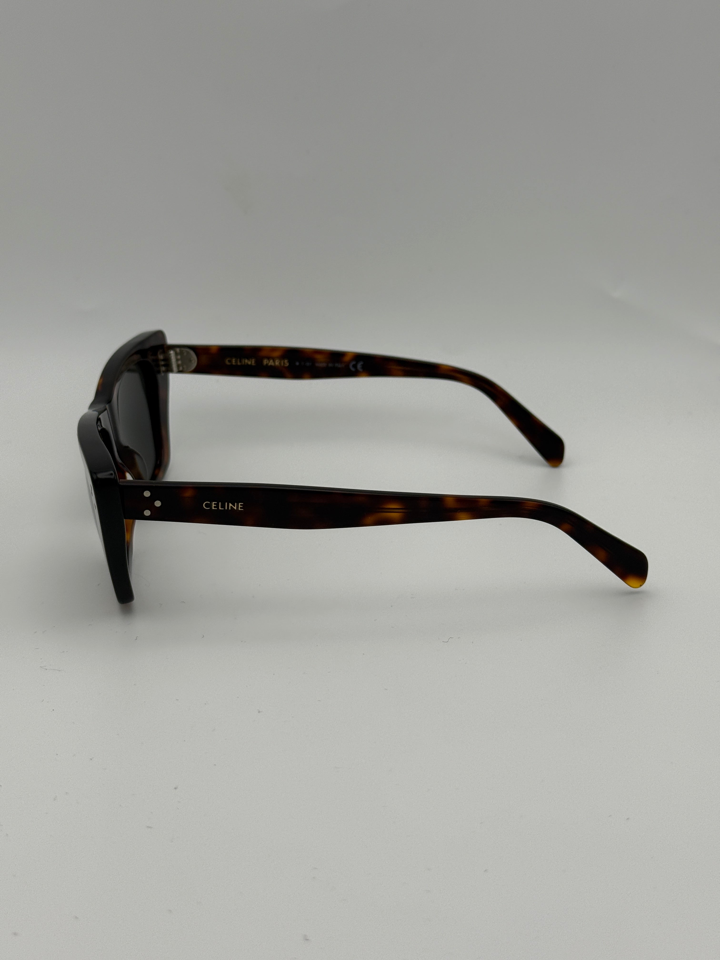 Celine CL401871 Sunglasses. Authentic and preloved in excellent condition. 100% Authenticity guarantee 