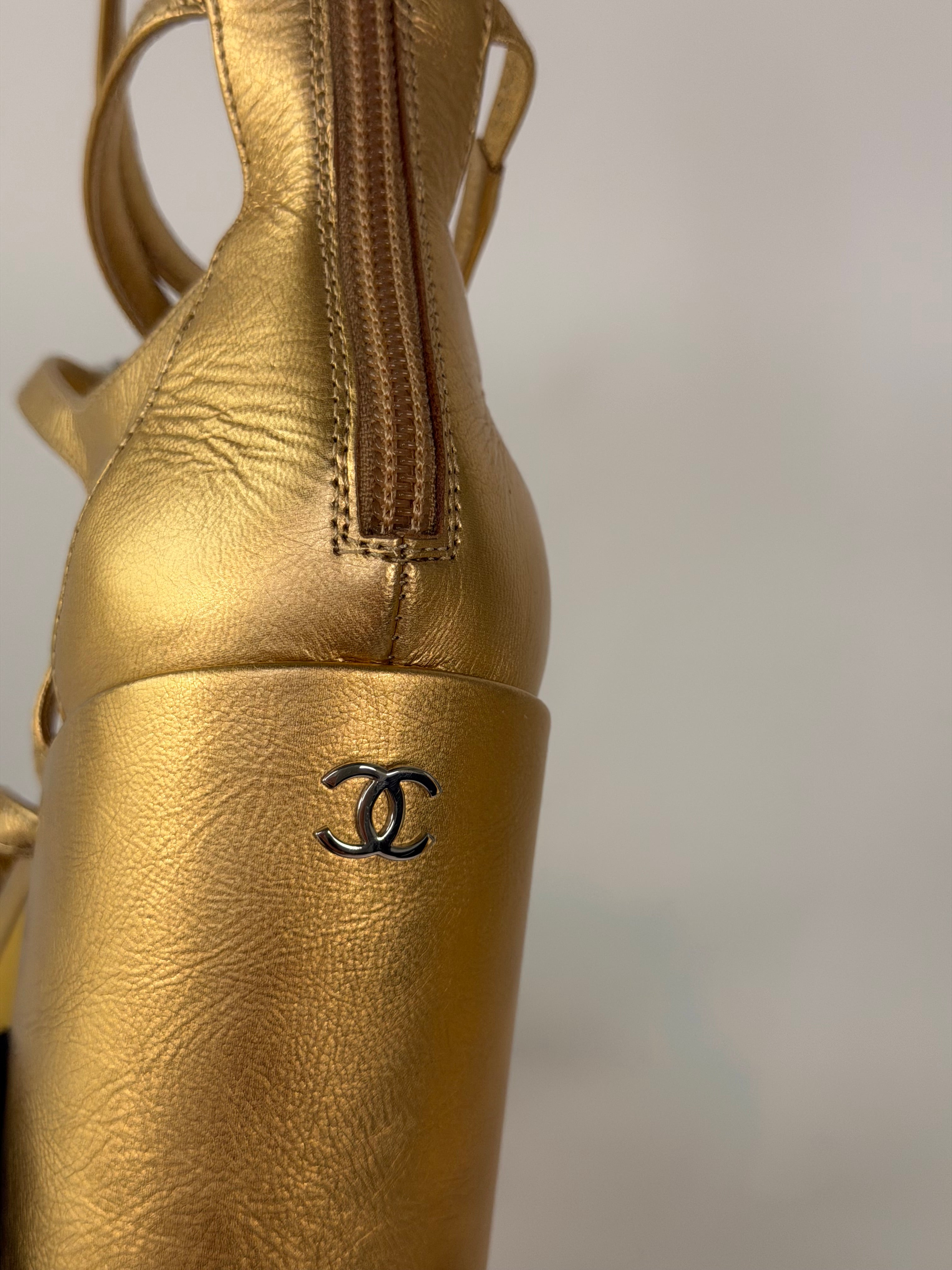 Chanel Platform Sandals In Metallic Gold (Size 38 / UK5) 100% authentic and preloved in excellent condition