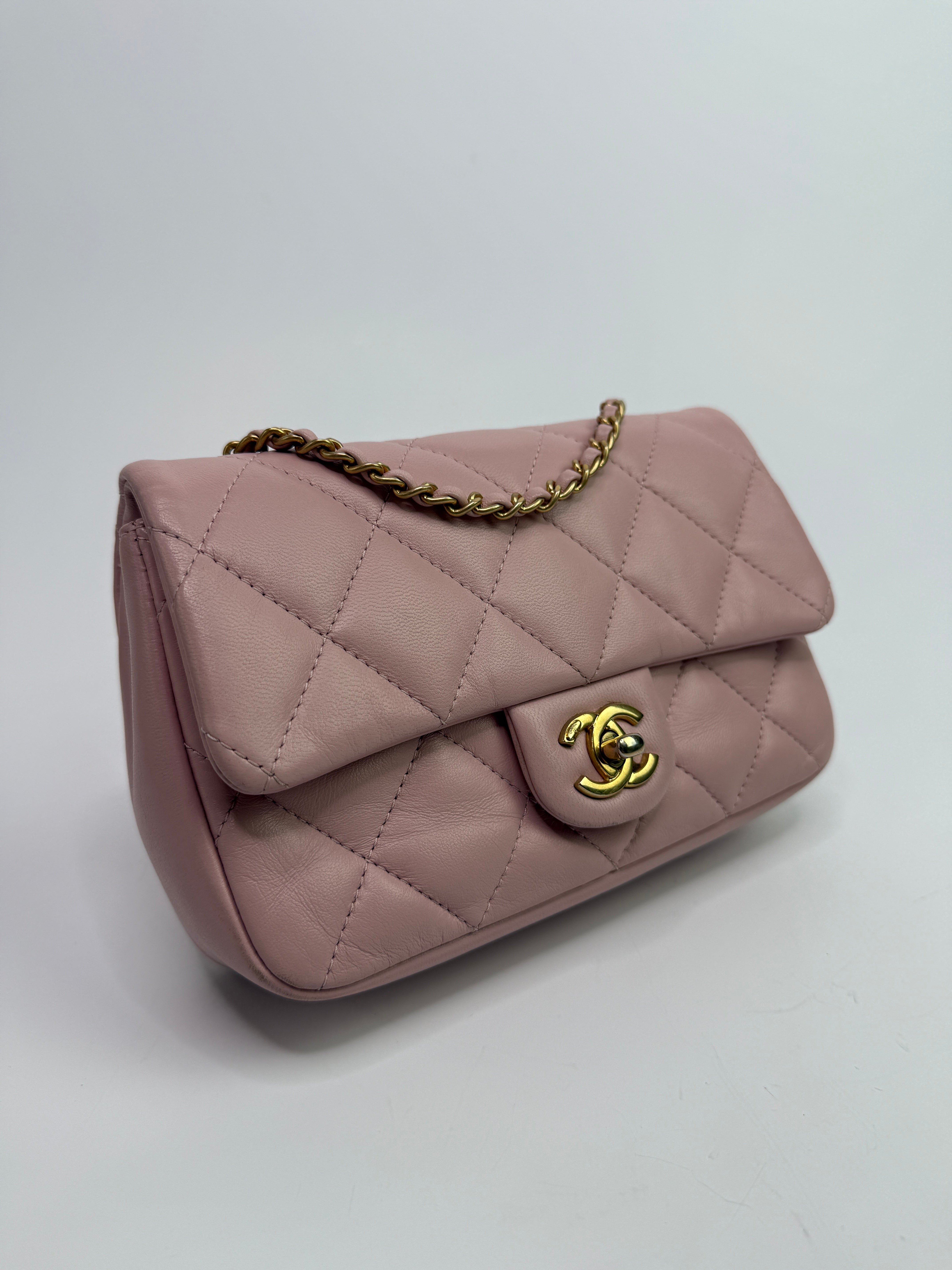 Chanel Mini Heart Charms Flap Antique Gold Hardware
Pre Loved & Authentic 