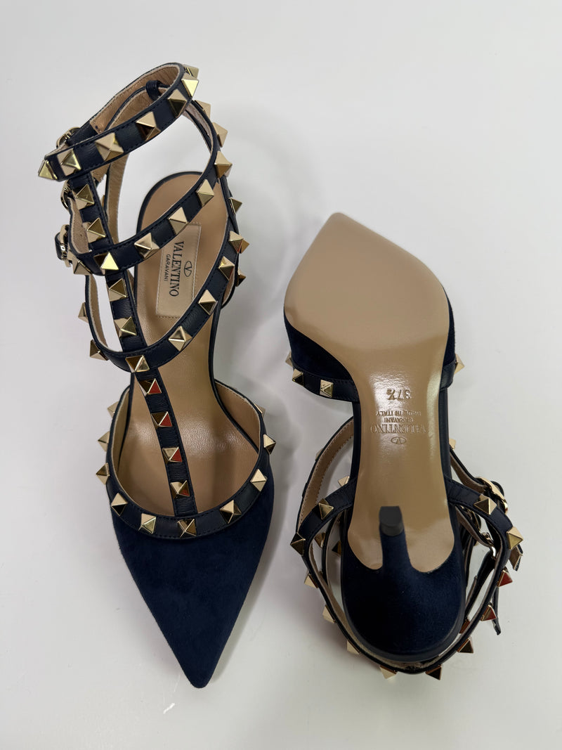 Valentino Garavani Rockstud Pumps (Size 37.5/UK4.5)