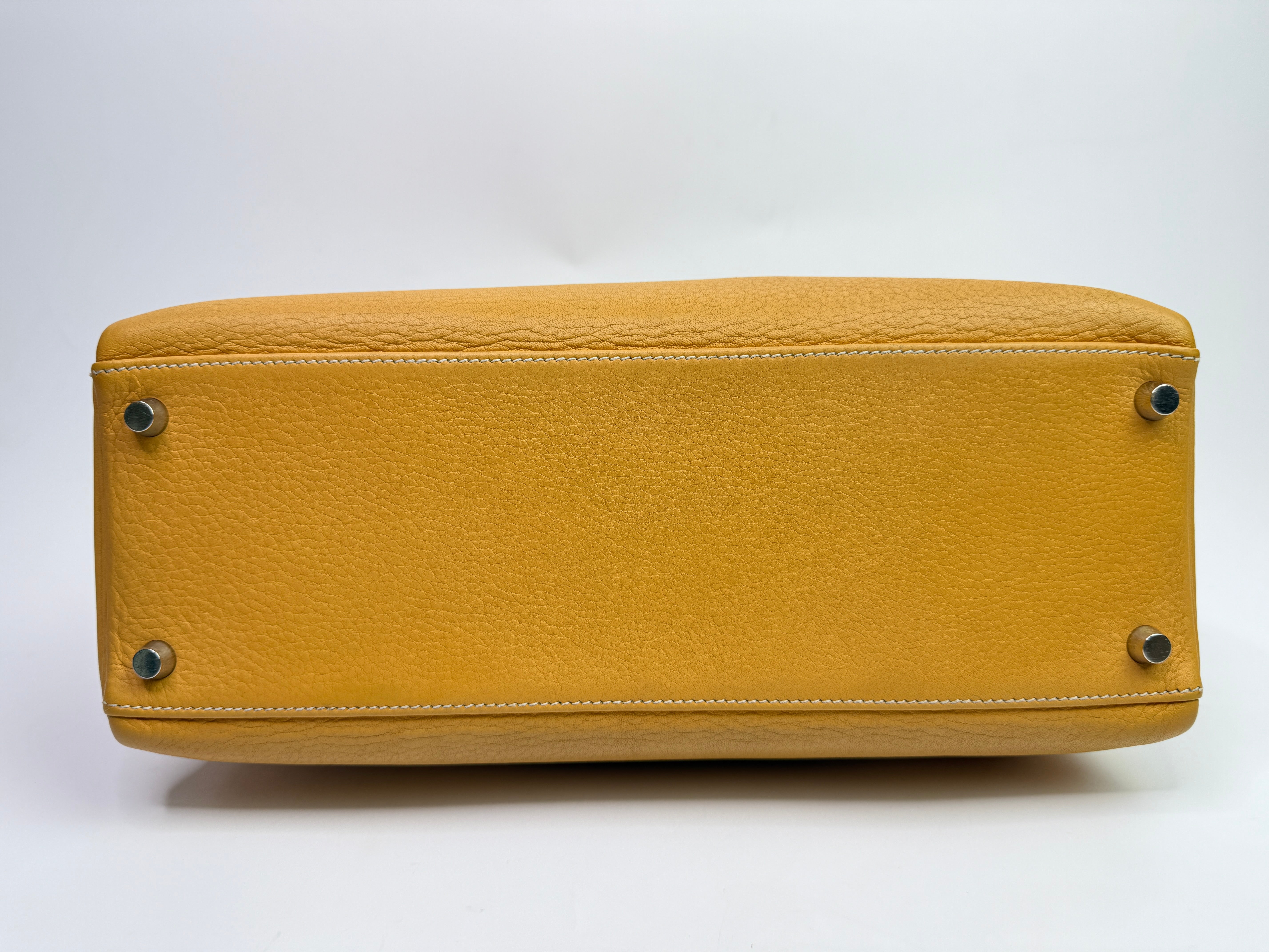 Hermès Kelly 32 Natural Sable Veau Taurillion Clemence Leather PHW