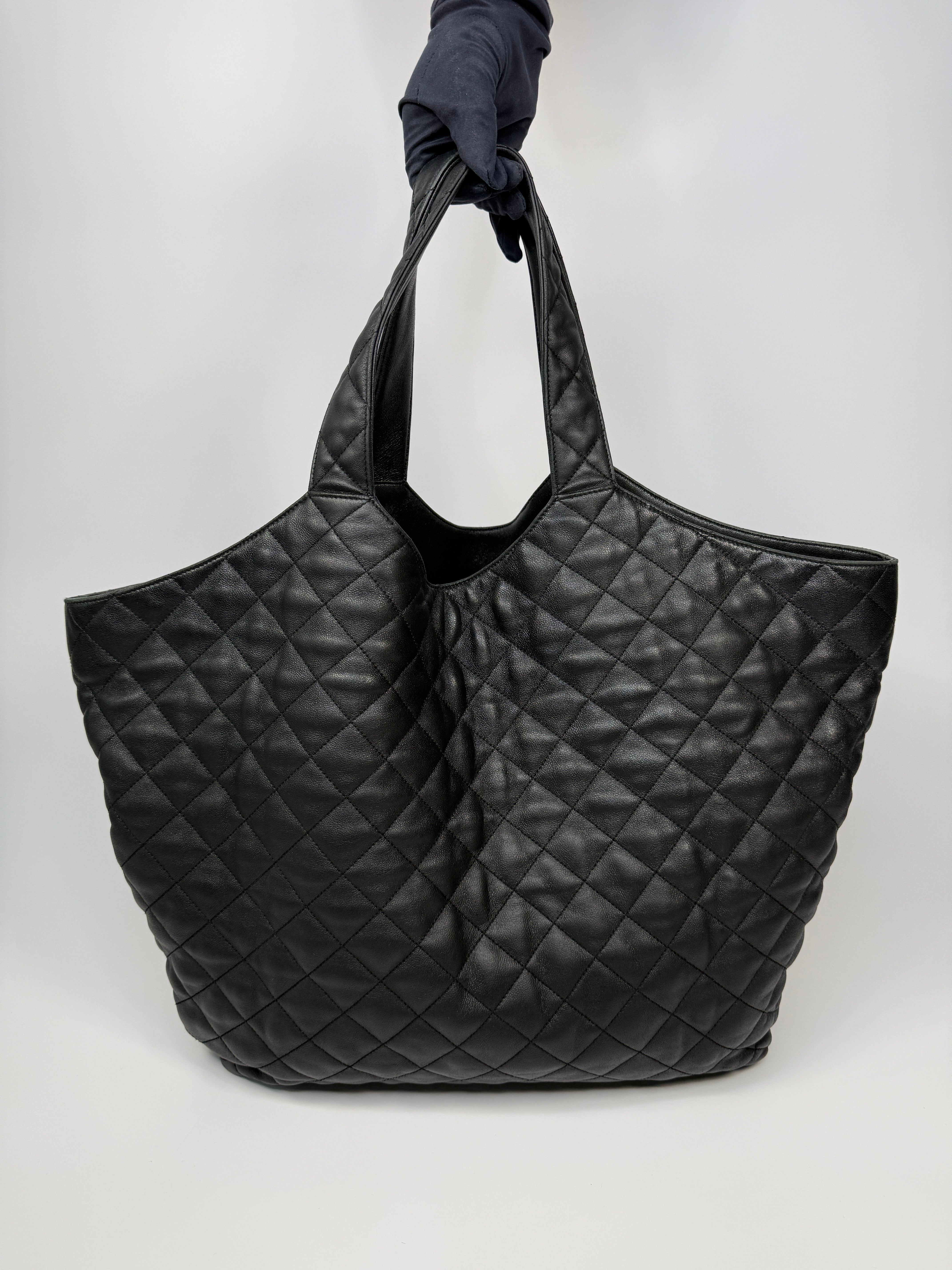 Saint Laurent ICARE Maxi Quilted Leather Shopping Bag