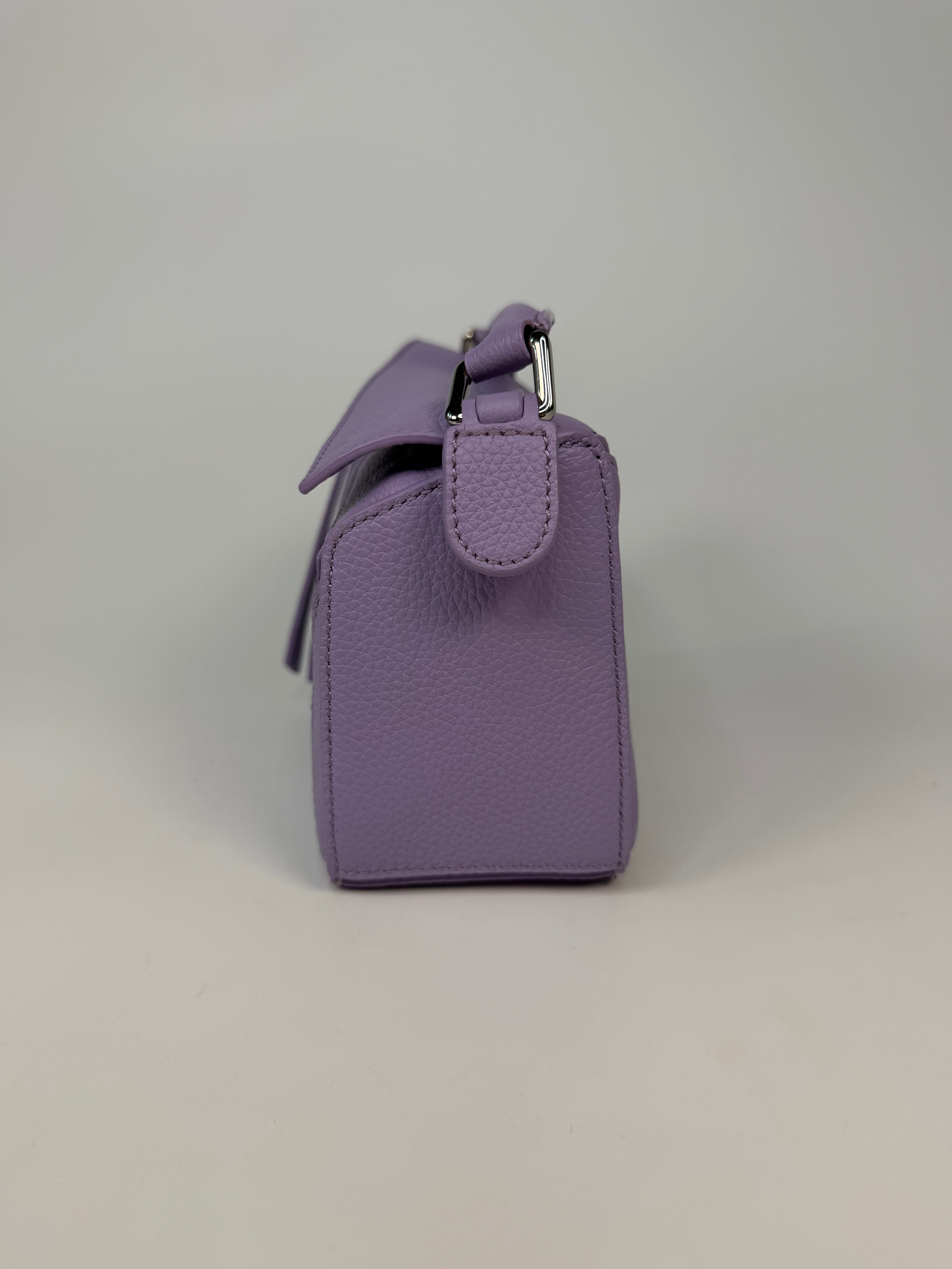 Authentic and preloved Loewe Small Puzzle bag In Taupe Calfskin Leather. Excellent Condition. Fully insured next day delivery. Verified by Luxe Cheshire 