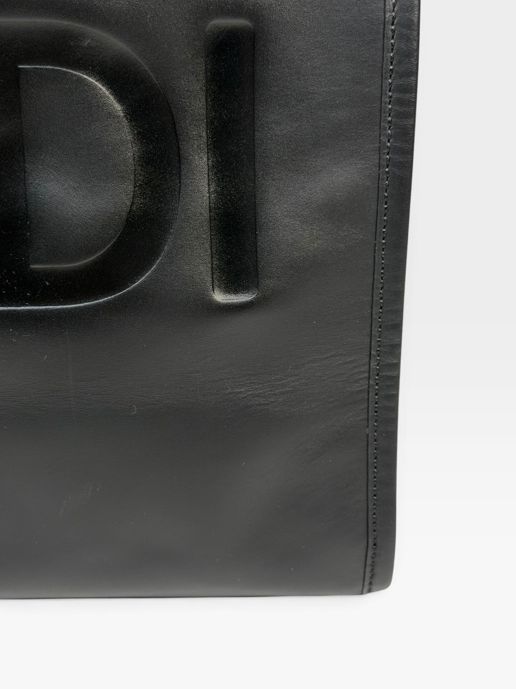 Fendi Roma Tote In Black Leather With Gold Hardware. 100% authentic and preloved in excellent condition.