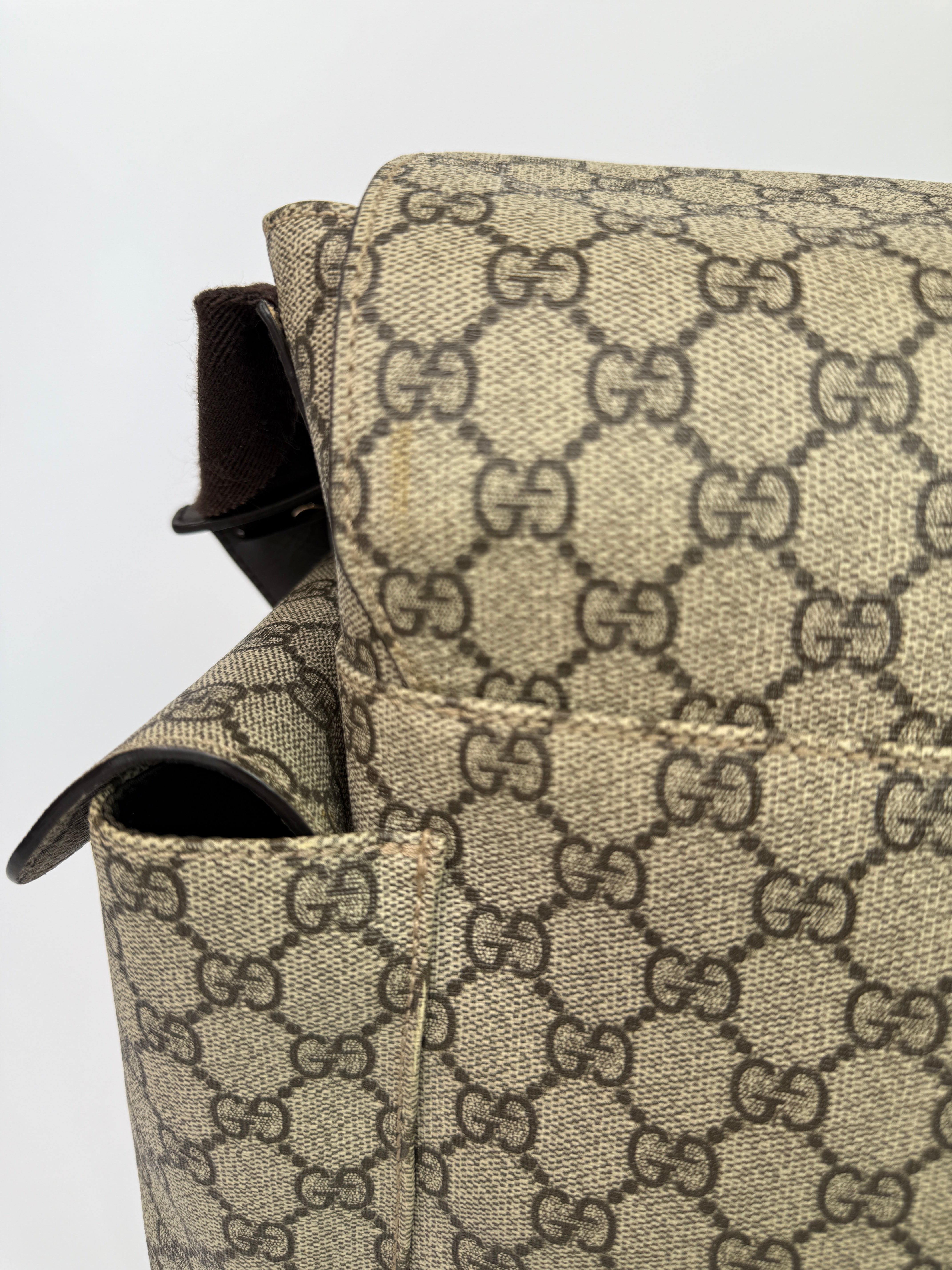 Gucci GG Supreme Medium Baby Changing Bag