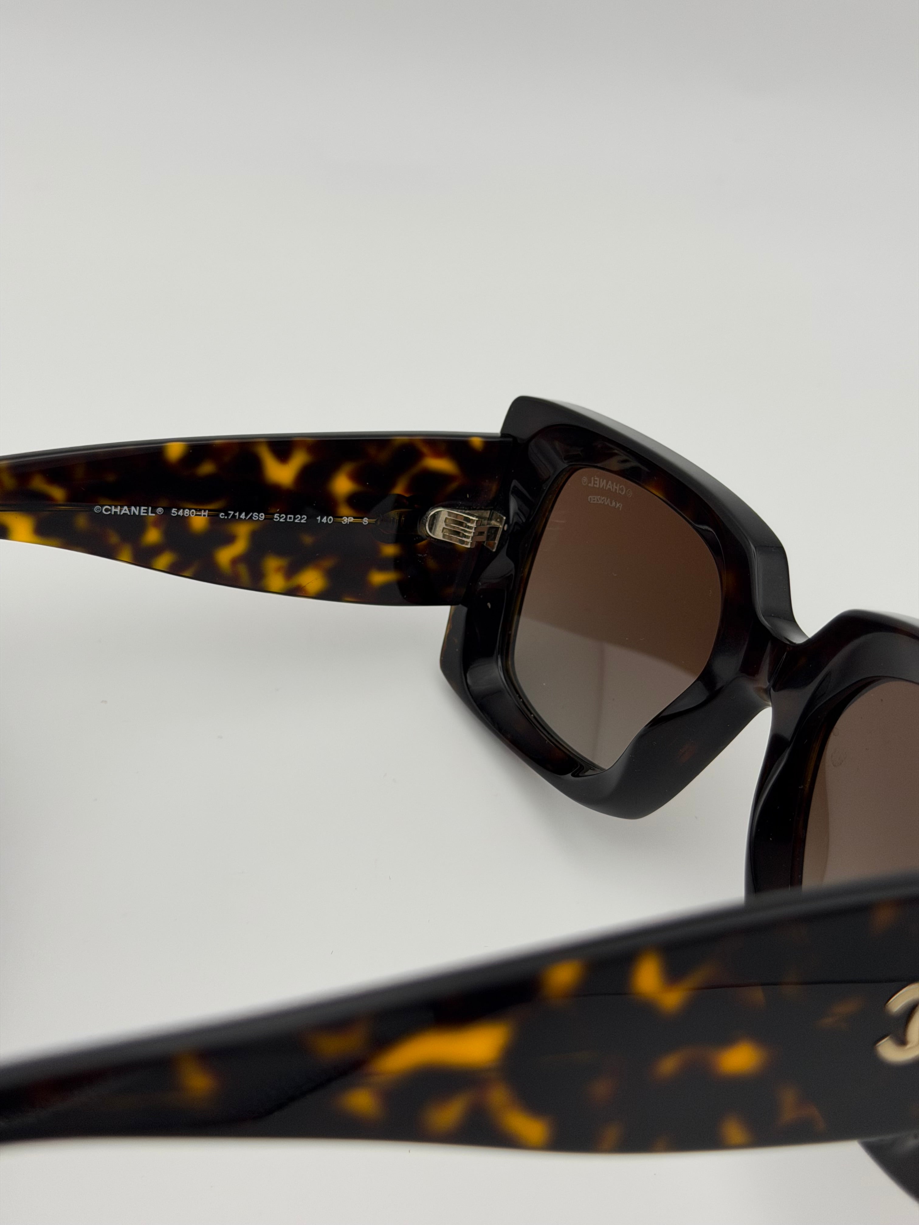 Chanel Sunglasses Tortoiseshell
Authentic Pre Loved Verified by Luxe Cheshire Trusted Designer resale