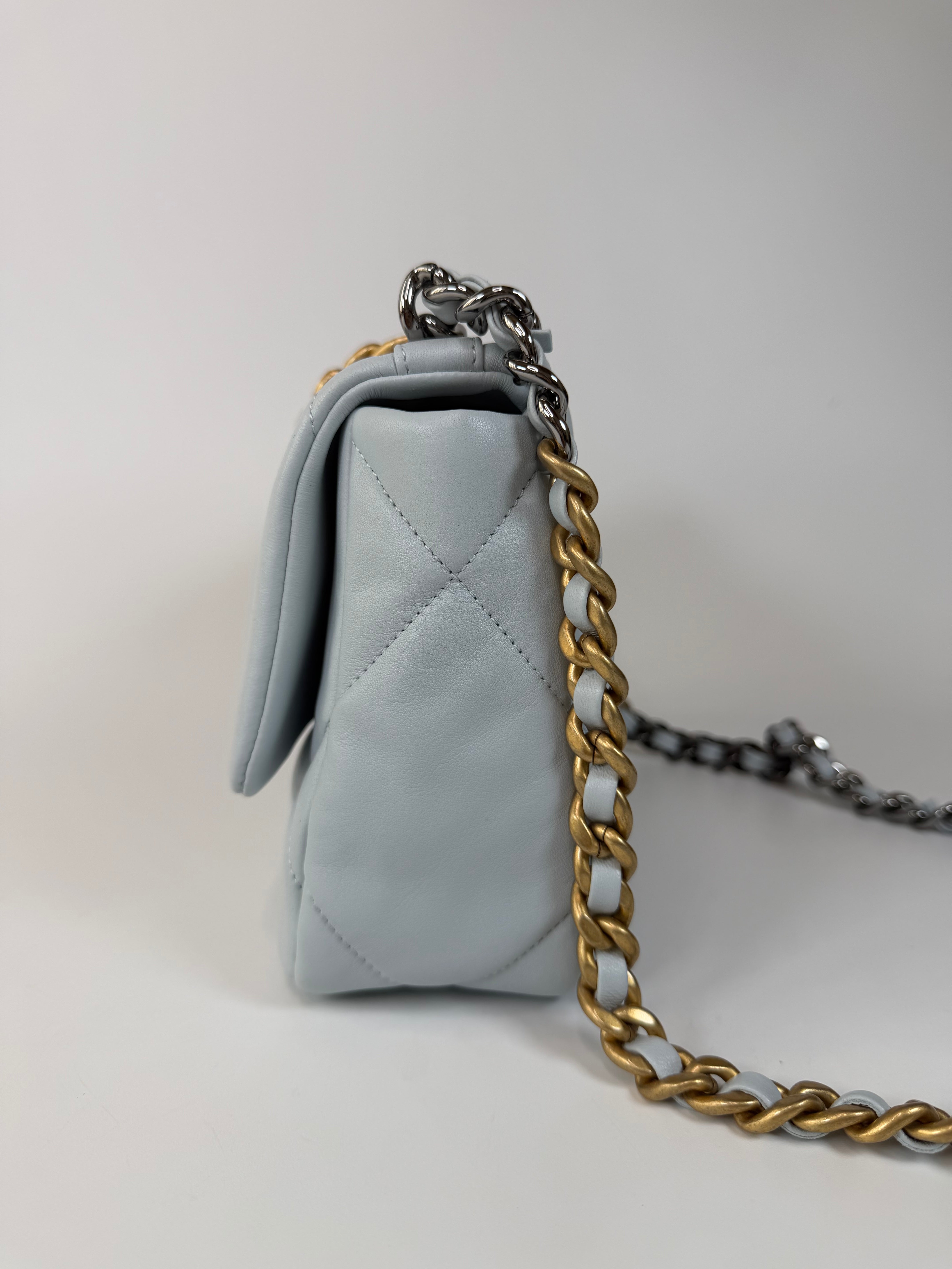 Chanel 19 Small In Blue Lambskin Leather With Mixed Hardware in new and unused condition 100% authentic and preloved
