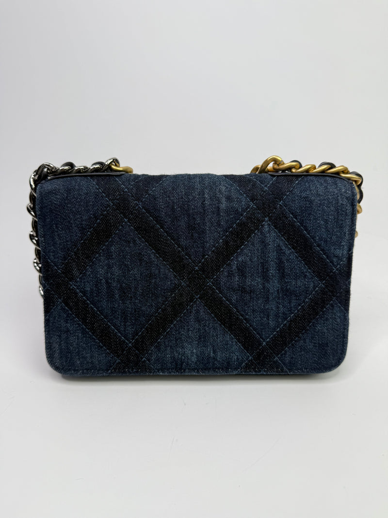 Chanel Denim Quilted 19 Wallet On Chain