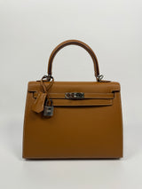 Hermès Kelly 25 Sellier In Gold Epsom Leather With PHW