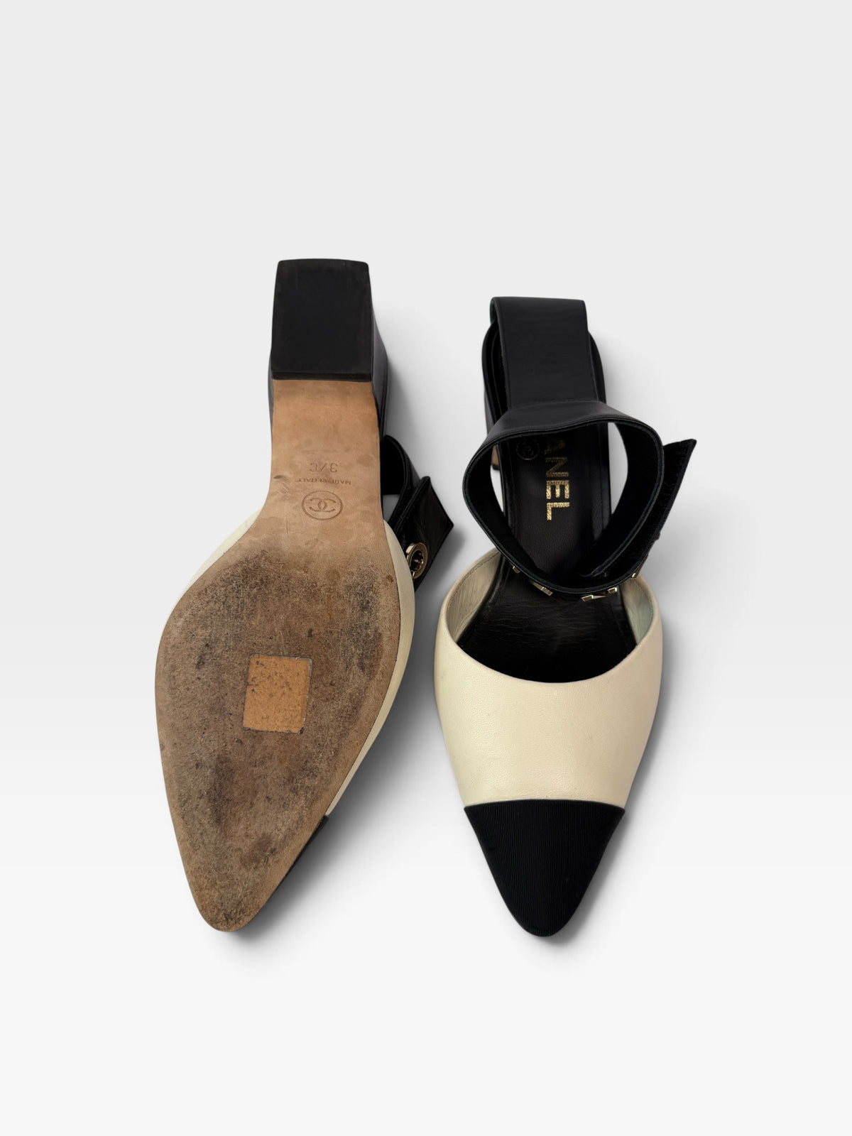 Chanel Point-Toe Slingback Pumps In Black & White (Size 37/UK4)