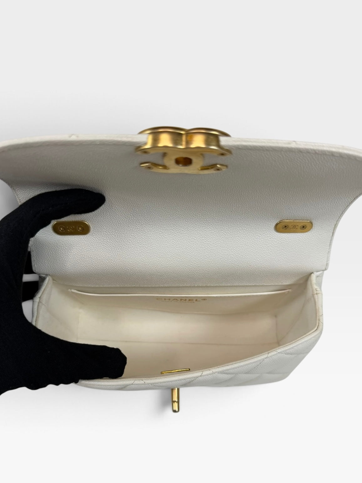 Chanel Mini Flap In White Caviar Leather With Gold Hardware 100% authentic and preloved in excellent condition