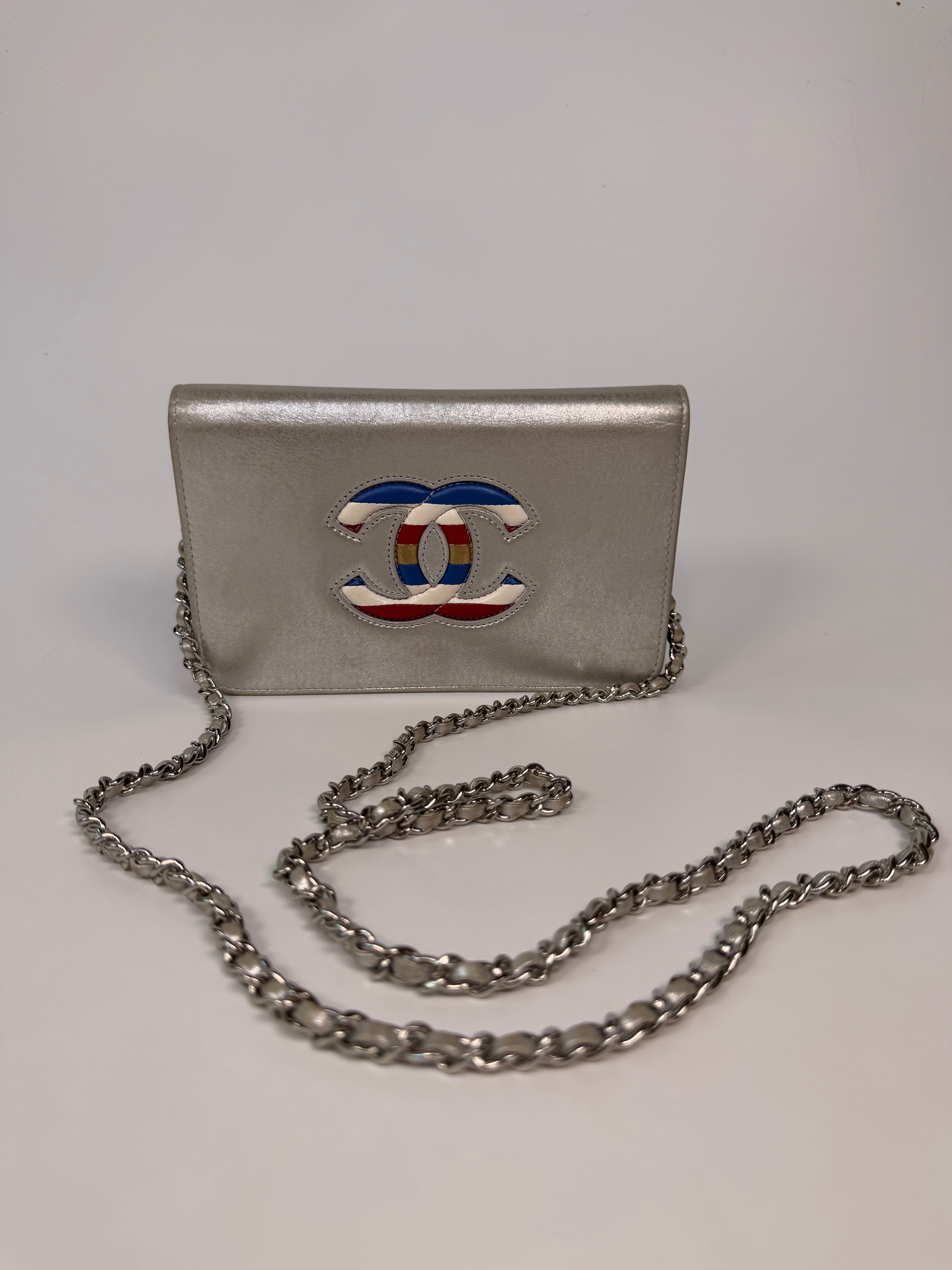 Chanel Filigree Limited Edition Wallet On Chain In Silver With Silver Hardware