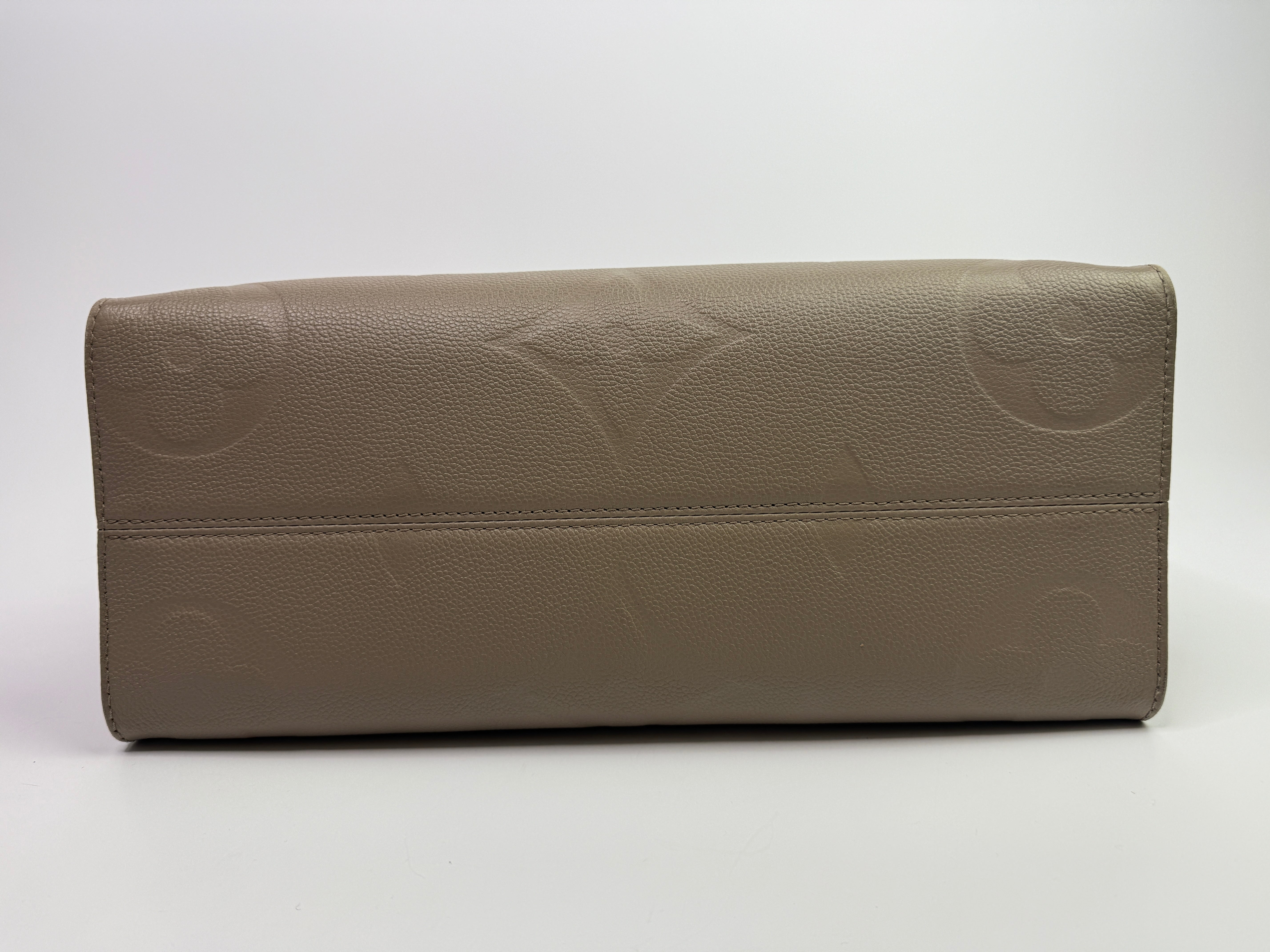 Louis Vuitton On The Go MM Bag