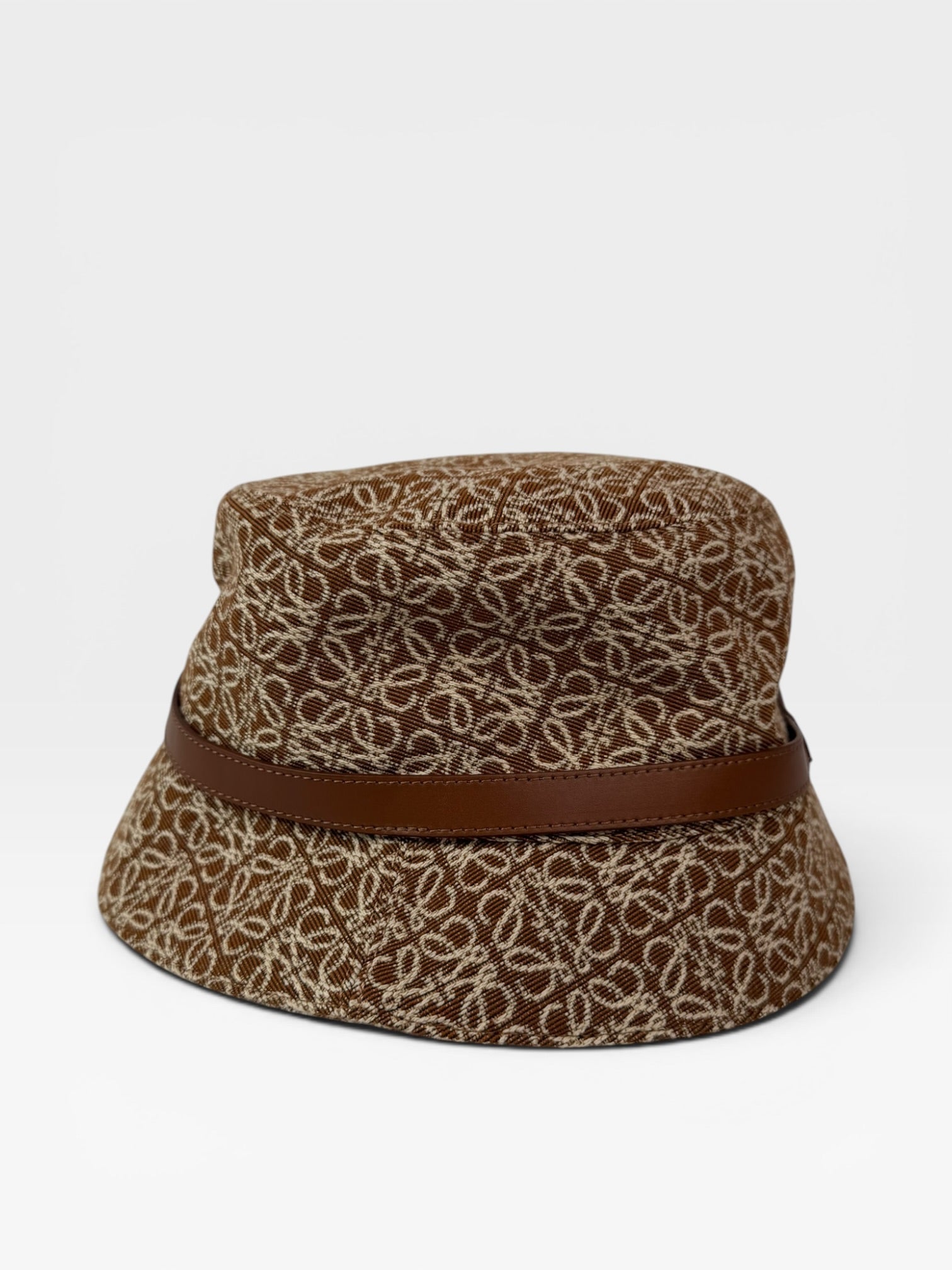 Loewe Anagram Bucket Hat In Tan. 100% authentic and preloved in excellent condition