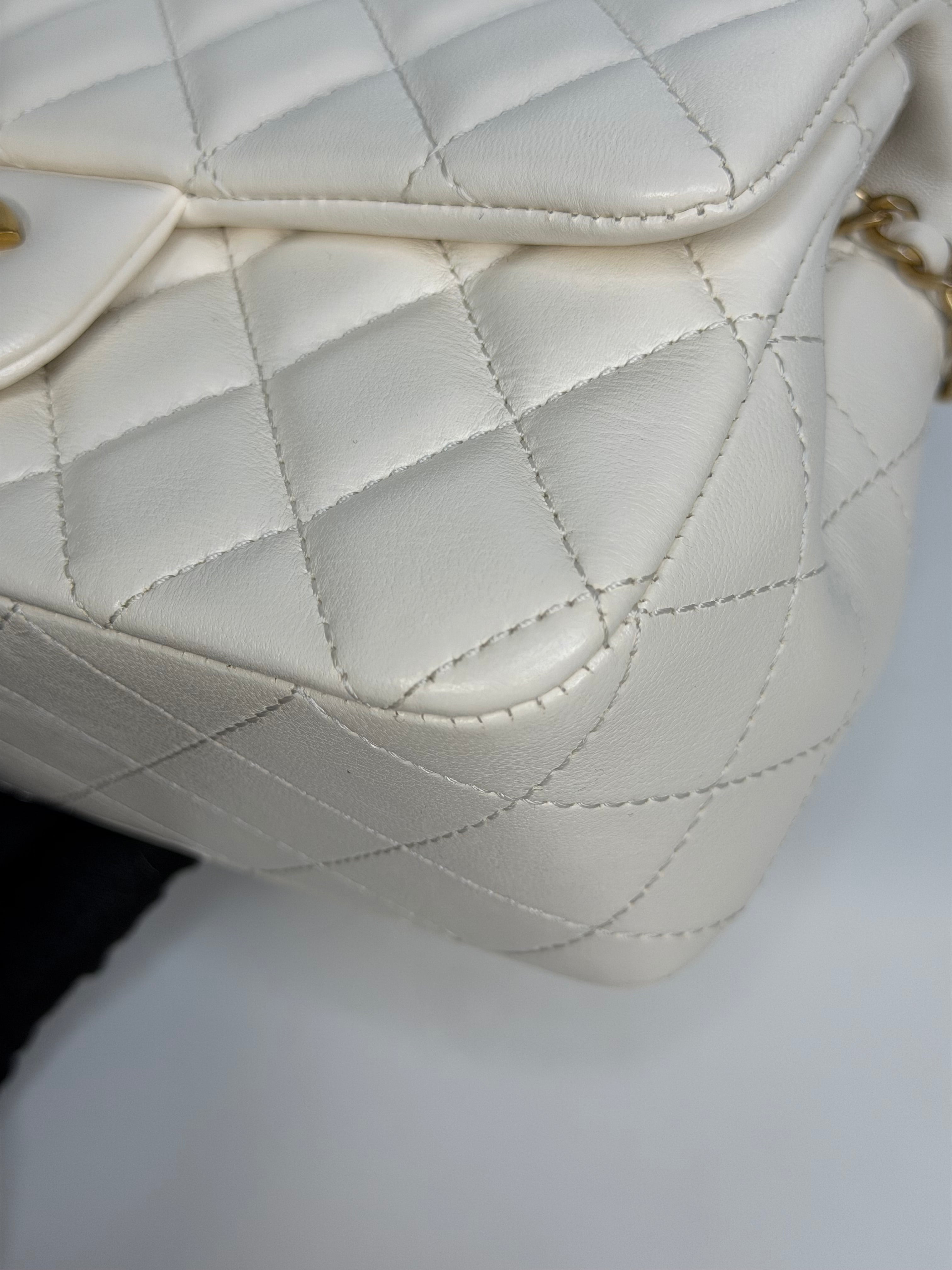 Chanel Pearl Crush Mini Rectangle In White Lambskin Leather Gold Hardware. Authentic and preloved in excellent condition with 100% authenticity guarantee.