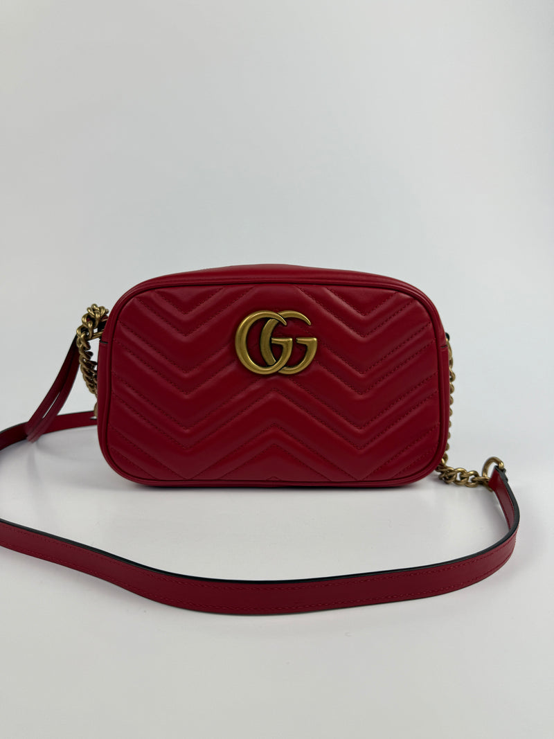 Gucci GG Marmont Matelasse Camera Bag