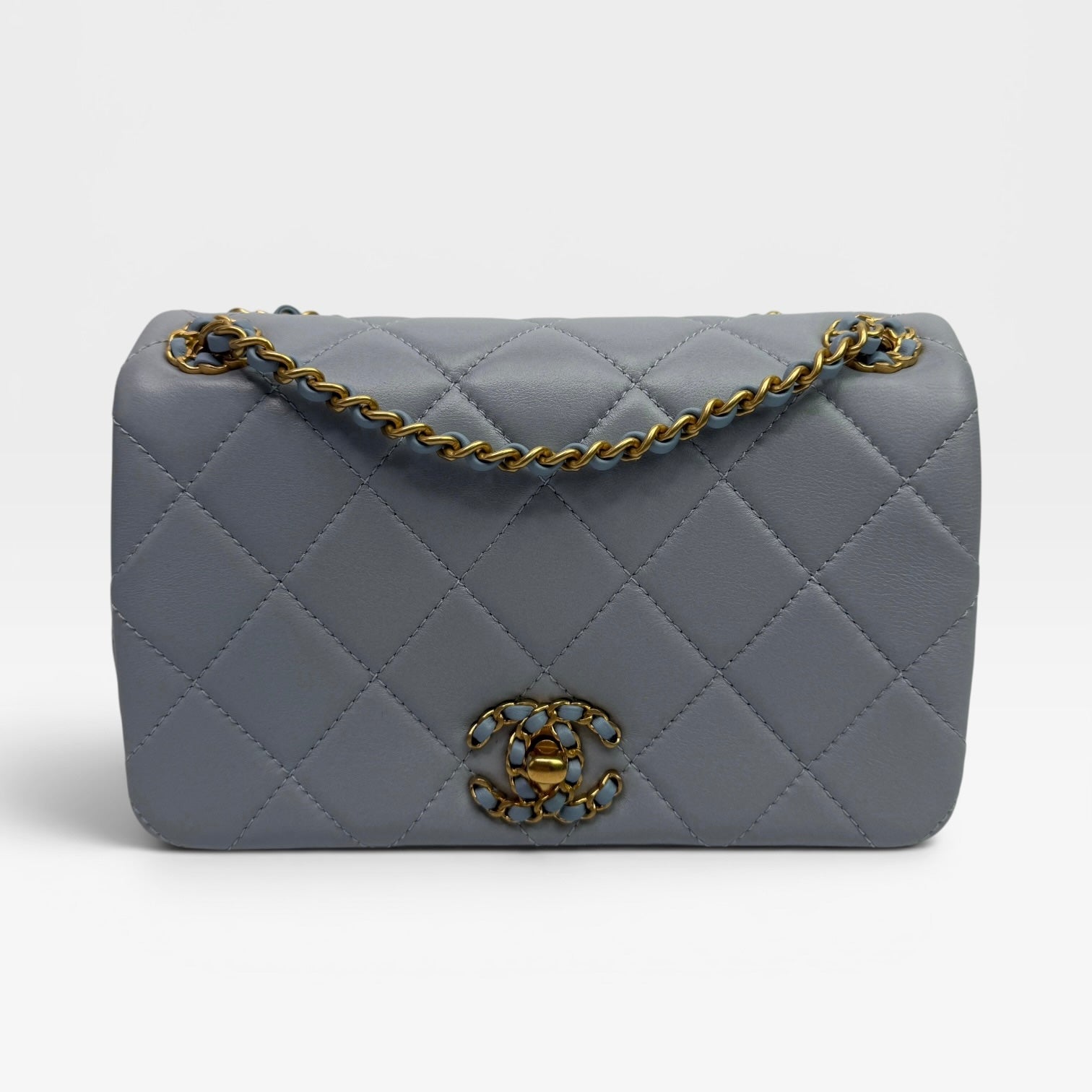 Chanel Seasonal Flap In Gris Clair Lambskin With GHW