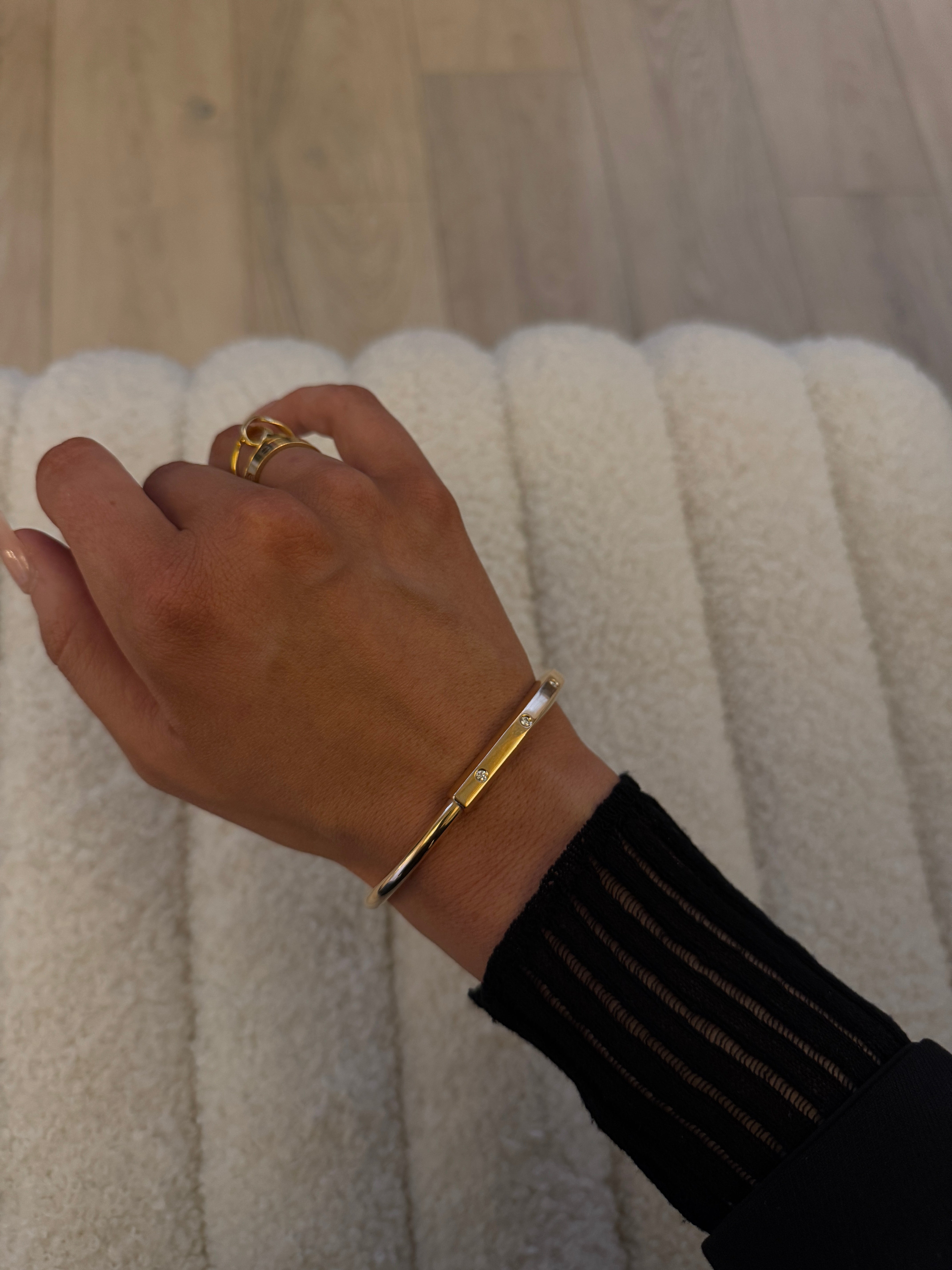 Tiffany & Co Diamond Lock Bangle Yellow Gold with Diamond Accents